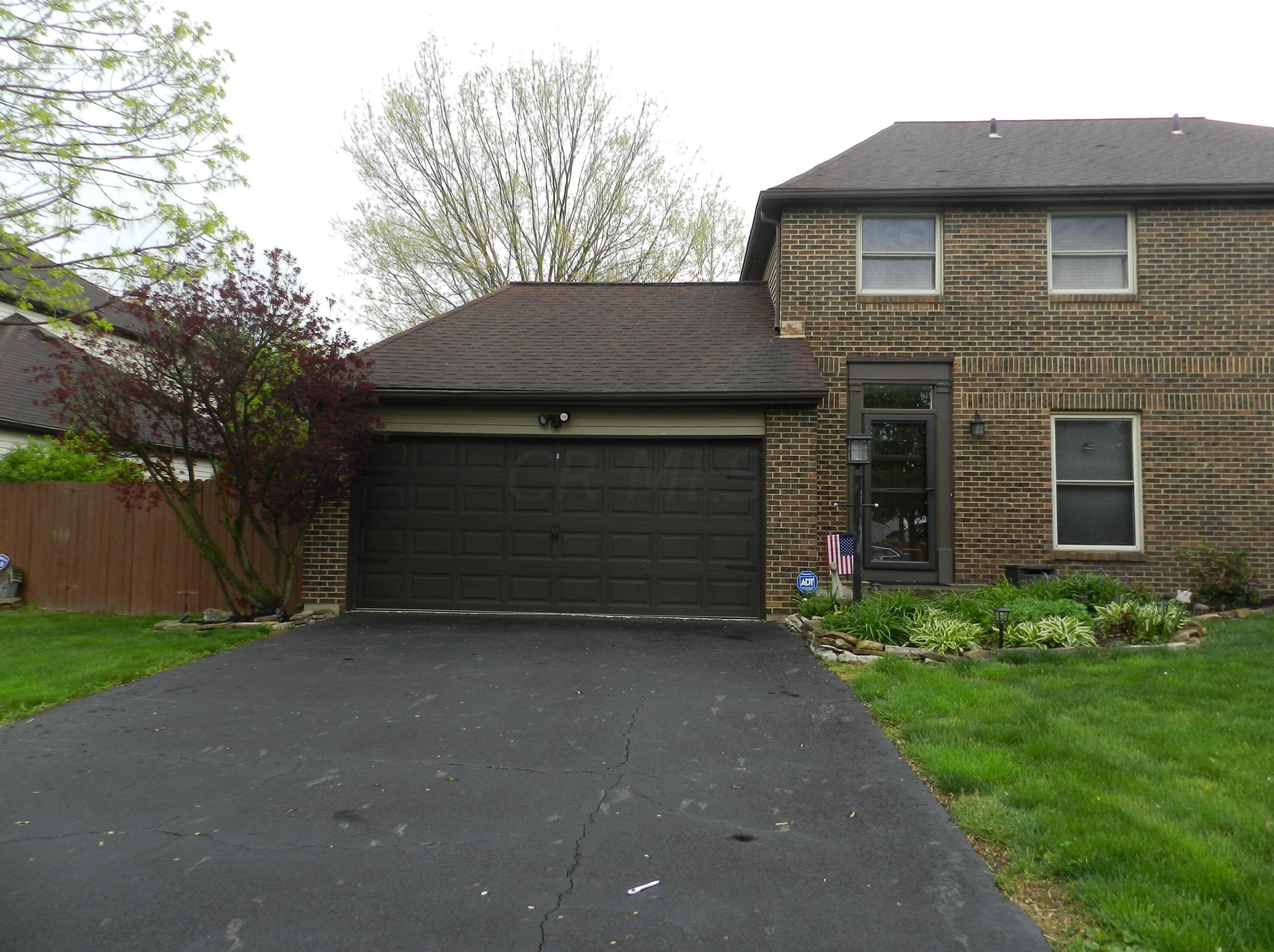 6113 Sunlawn Dr, Westerville, OH 43081-3825
