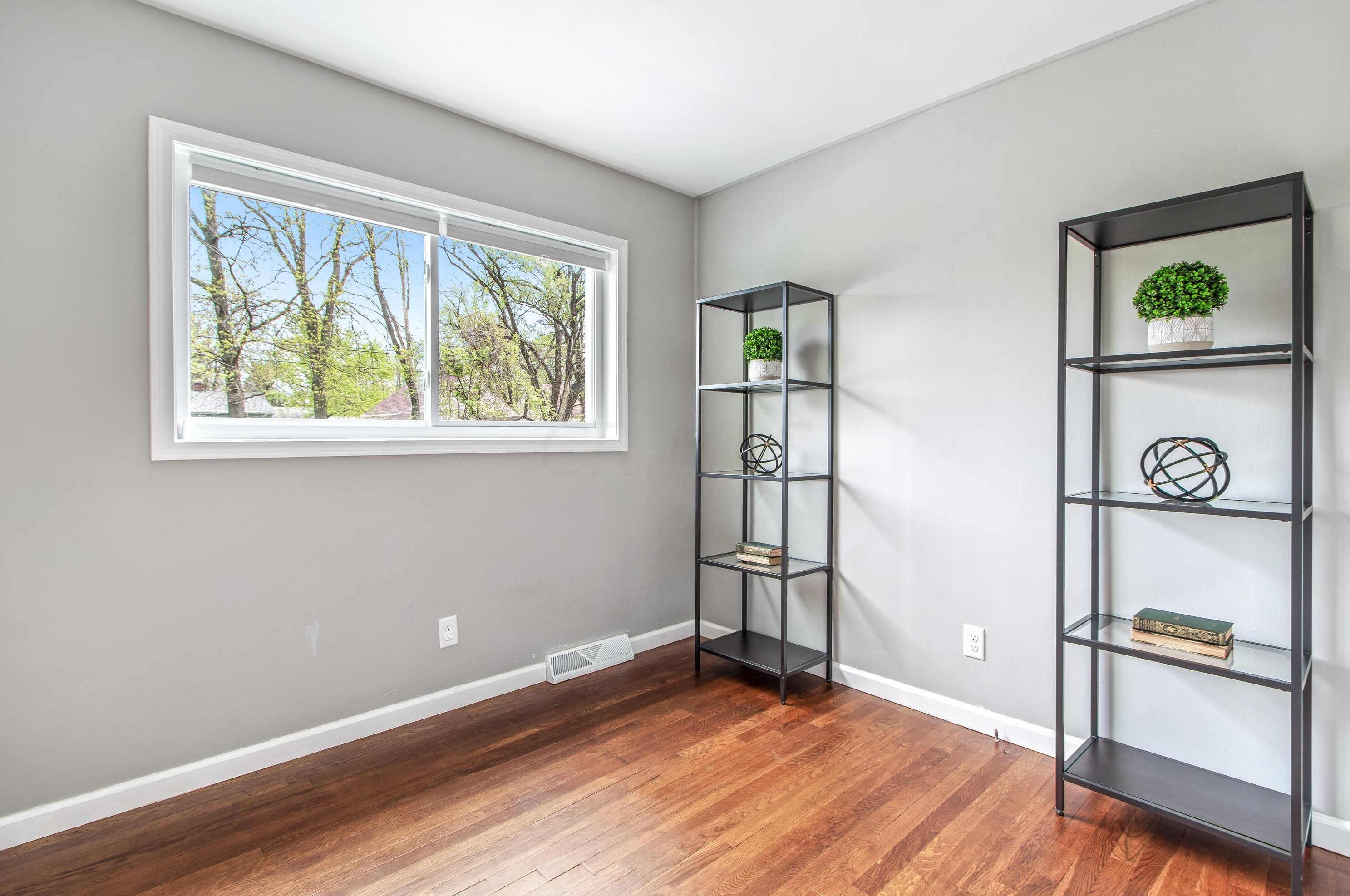 2492 Atwood Ter, Columbus OH  43211-1102 exterior