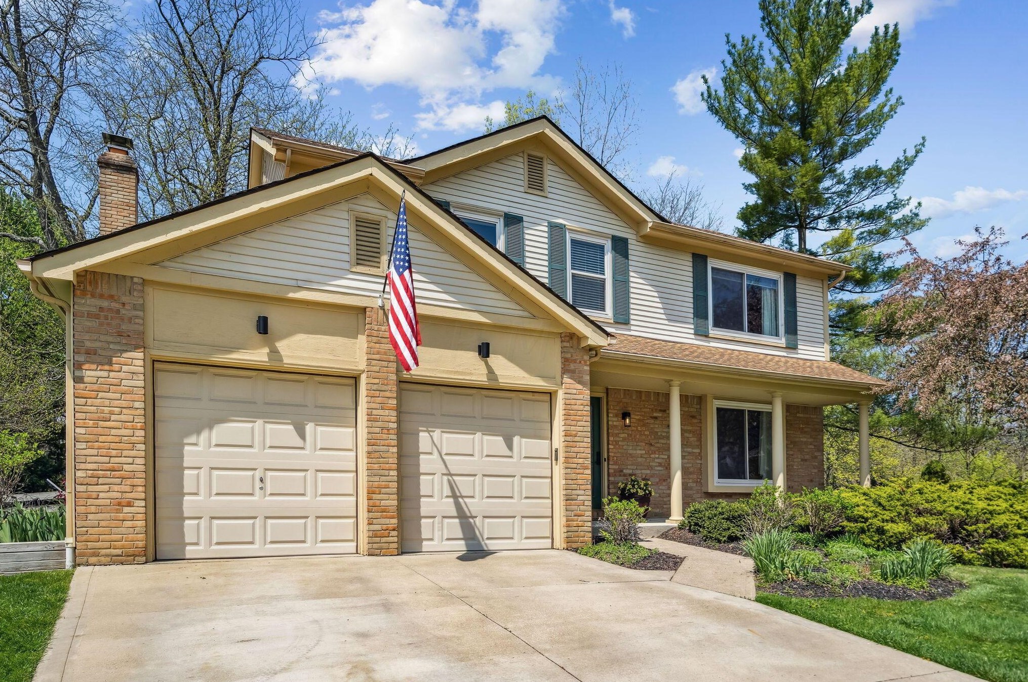 5167 Drumcliff Ct, Columbus, OH 43221-5207
