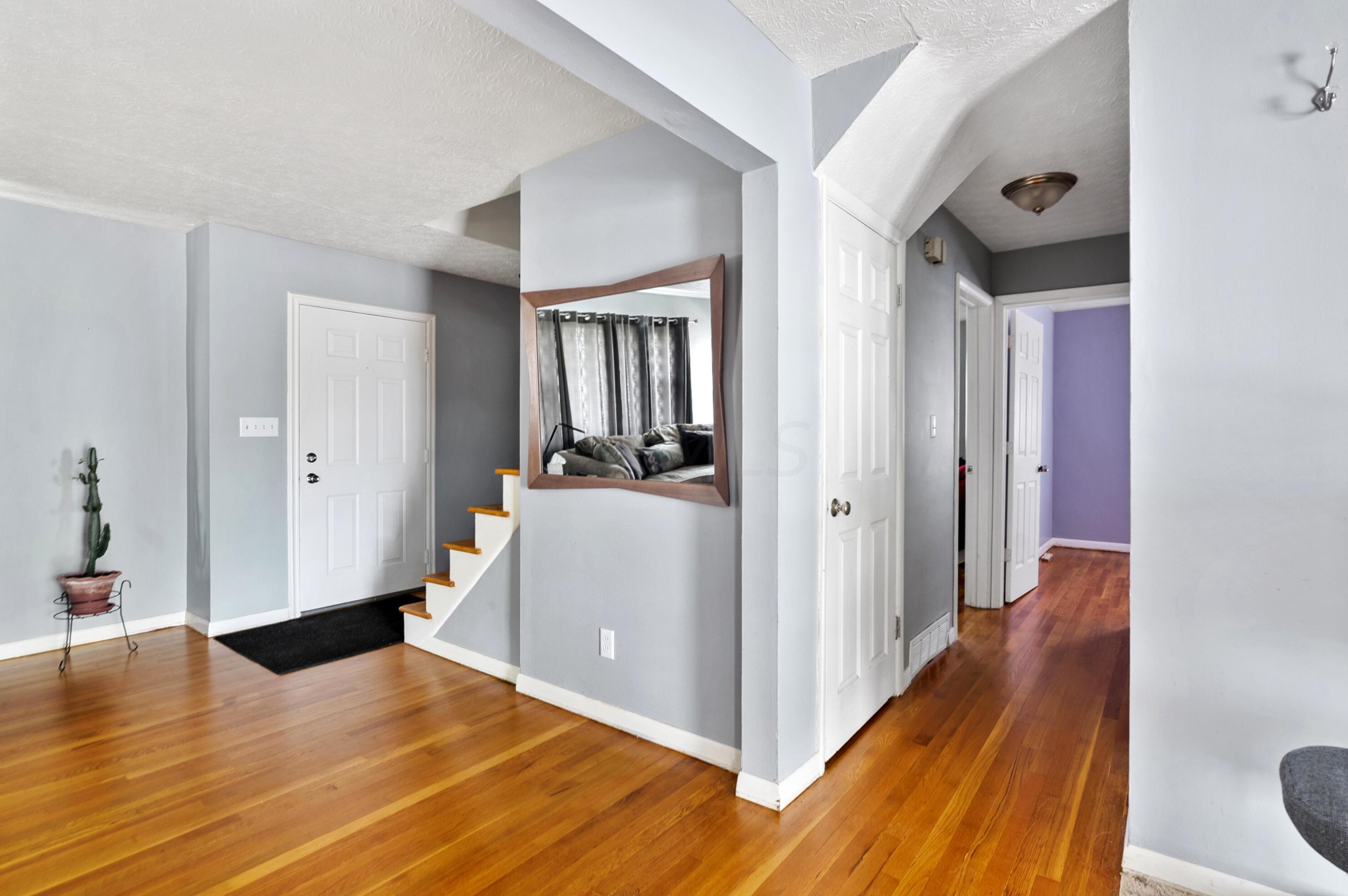 1615 Case Rd, Columbus OH  43235-7518 exterior