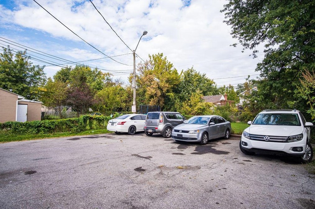 1900 Agler Rd, Columbus OH 43224-4503 exterior