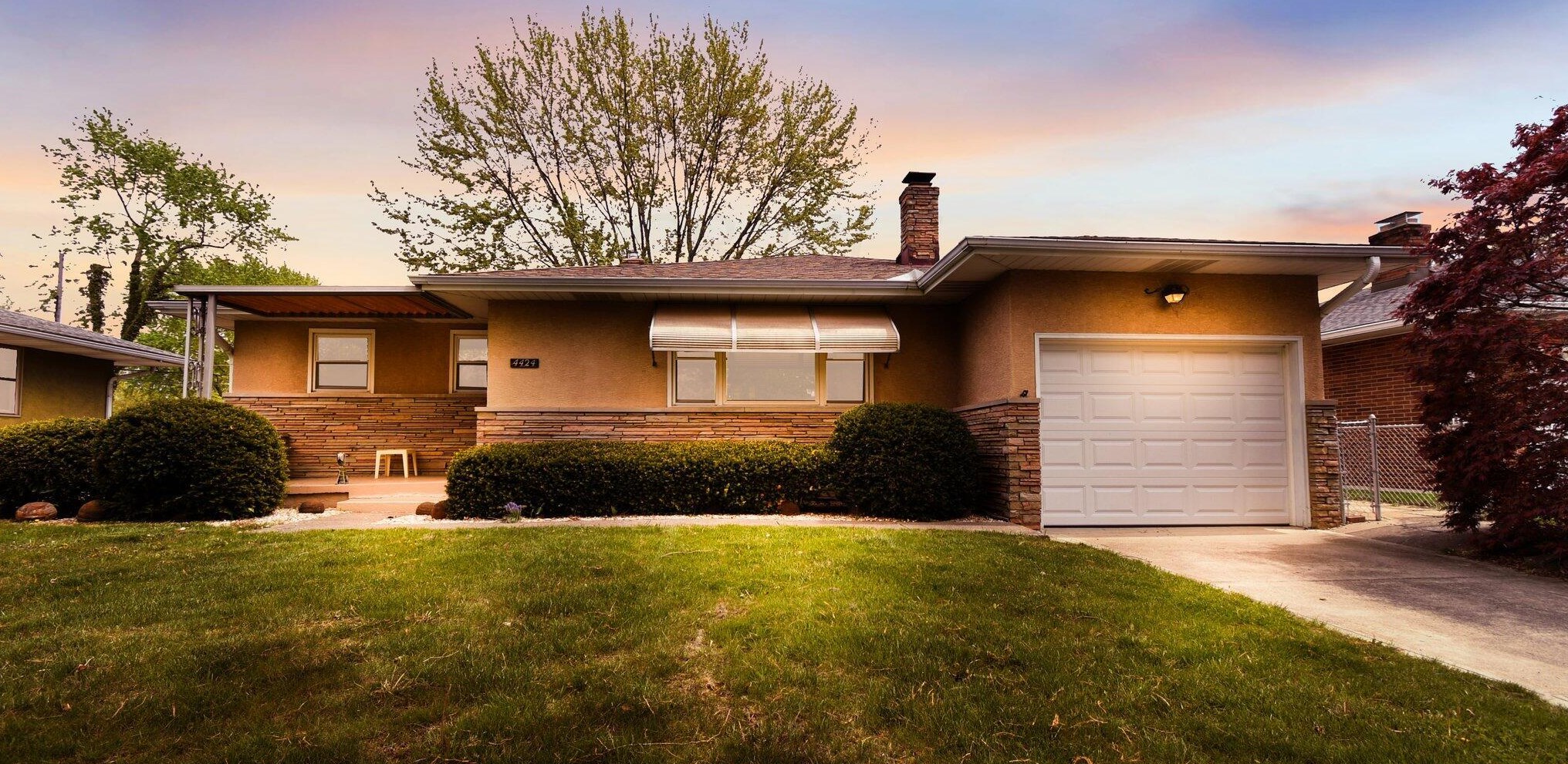4424 Marland Dr, Columbus, OH 43224-1015
