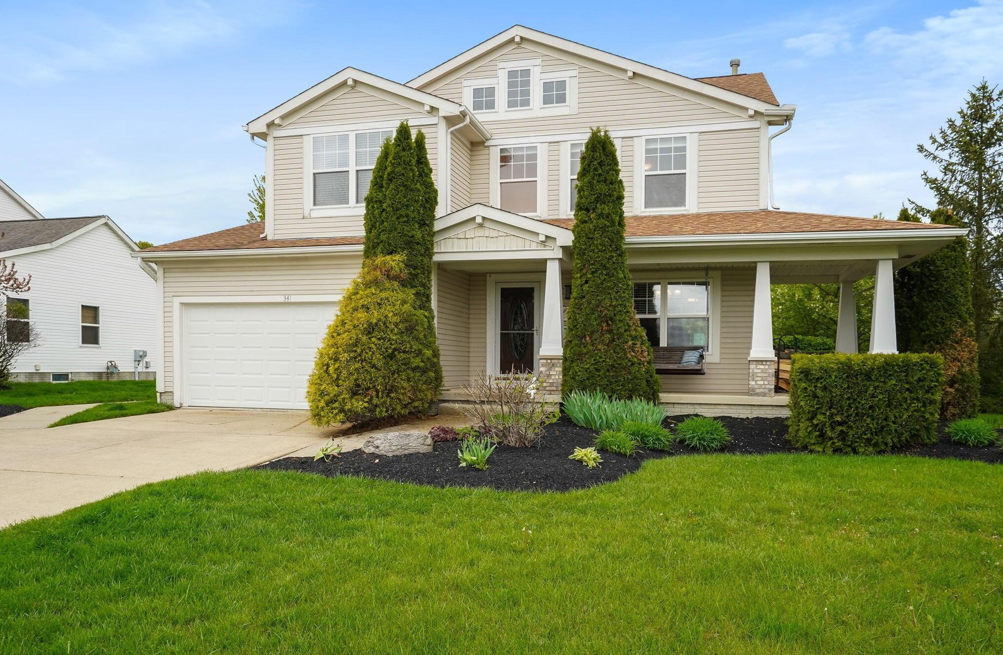 341 Stone Hedge Row Dr, Johnstown, OH 43031