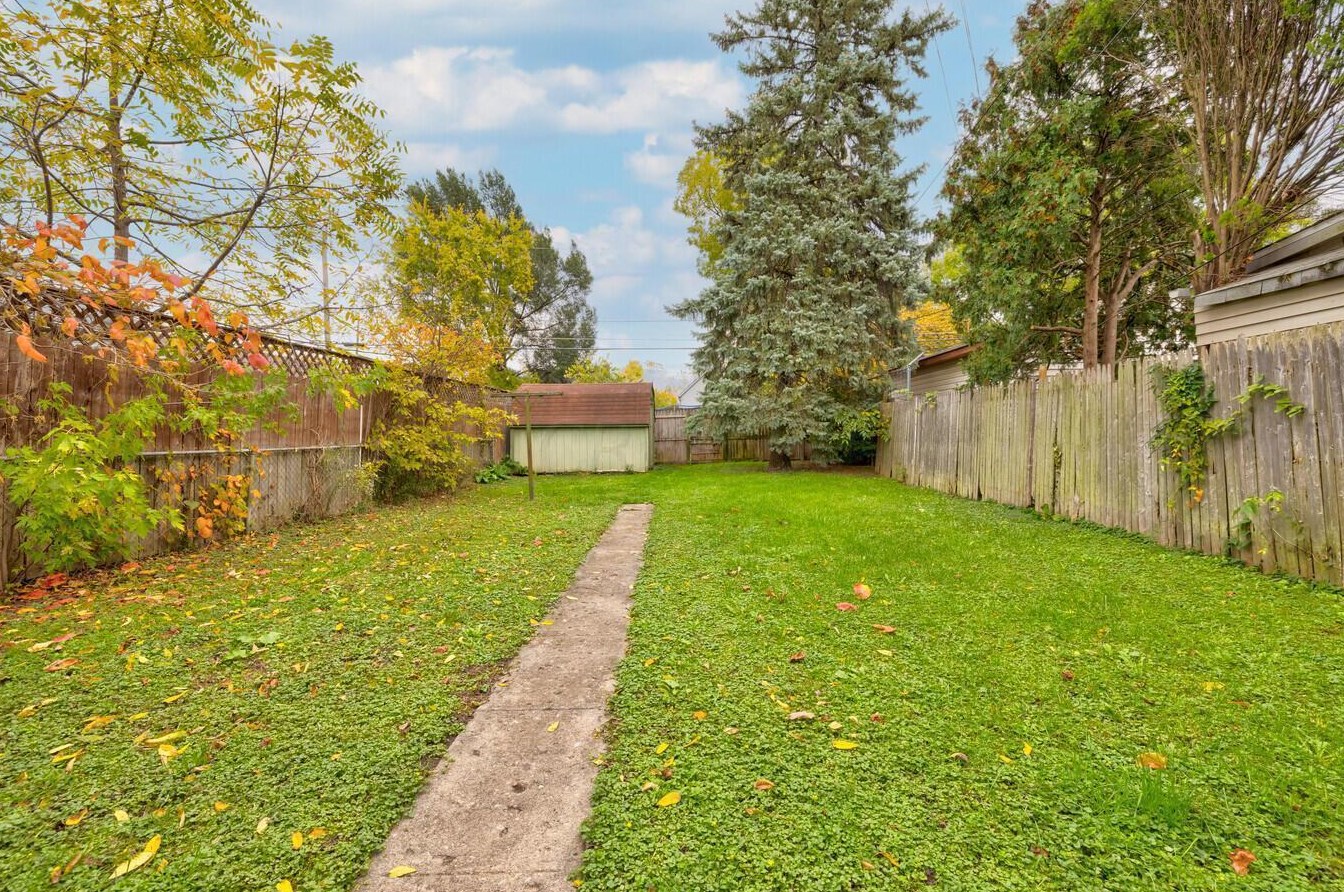 192 Park Ave, Columbus OH  43223-1338 exterior