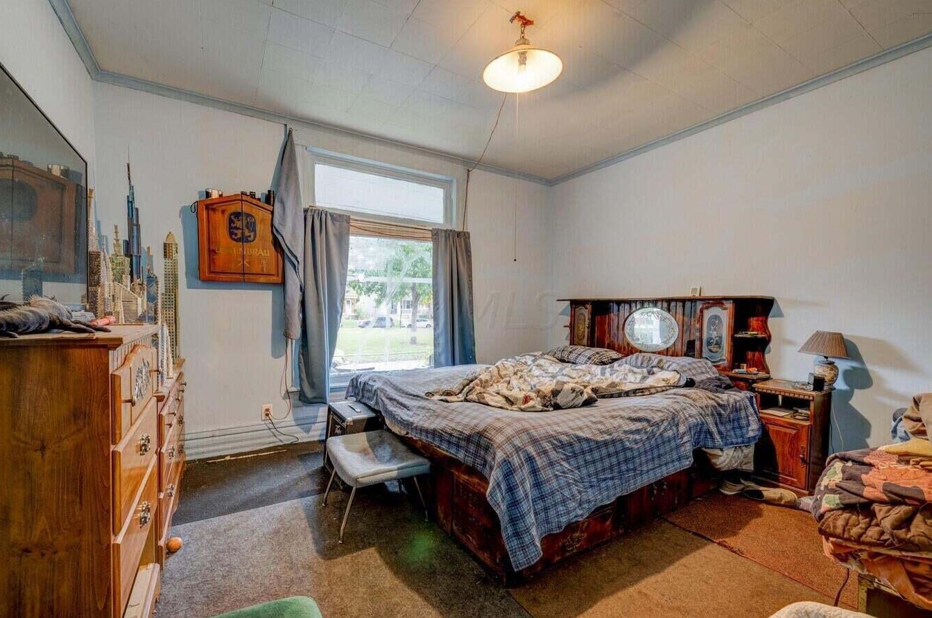 192 Park Ave, Columbus OH  43223-1338 exterior