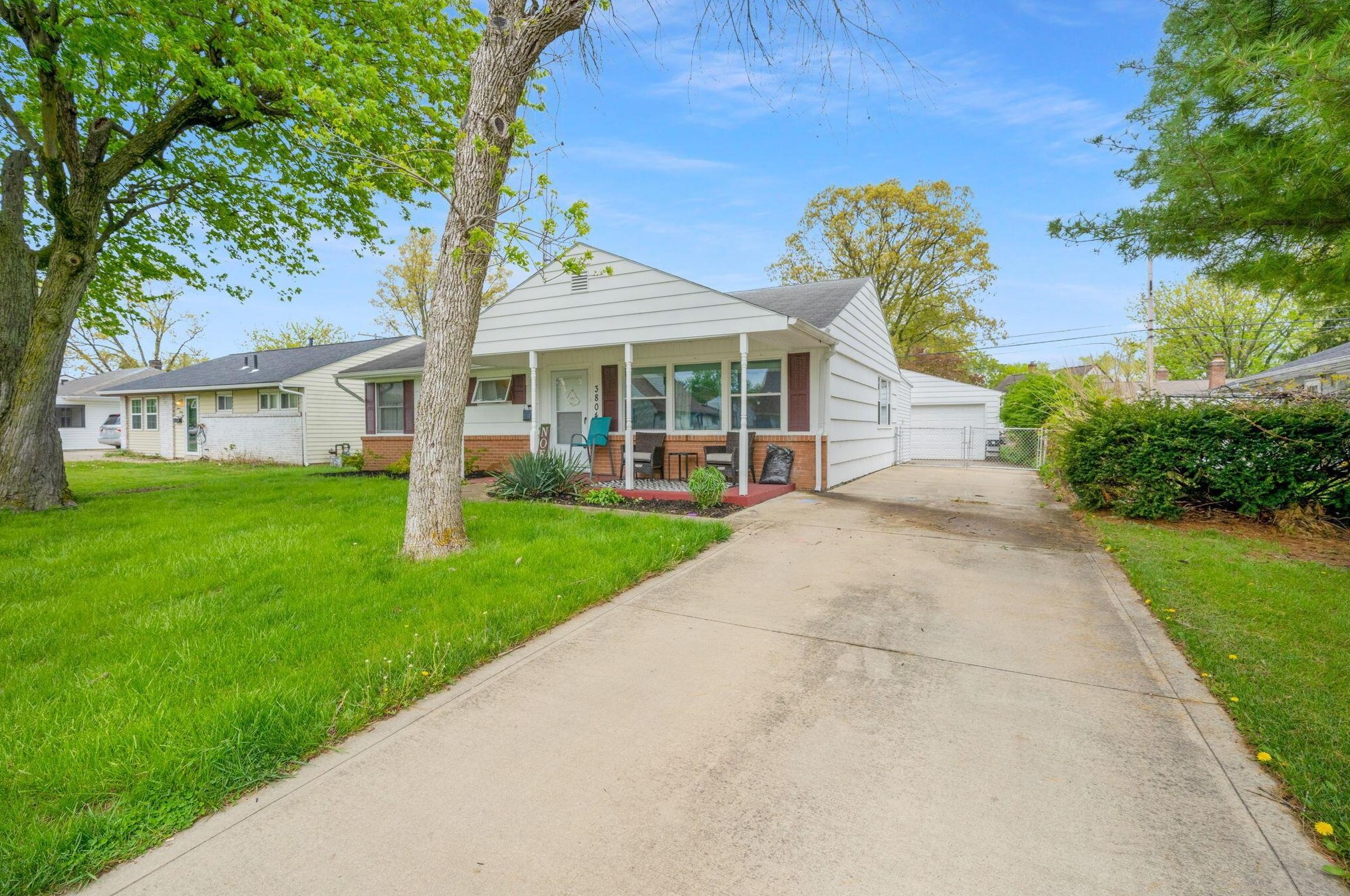 3804 Richard Ave, Darbydale, OH 43123