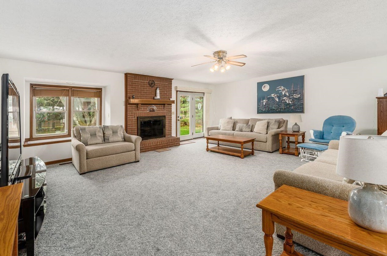 1525 Refugee Rd, Pickerington, OH 43147-9507