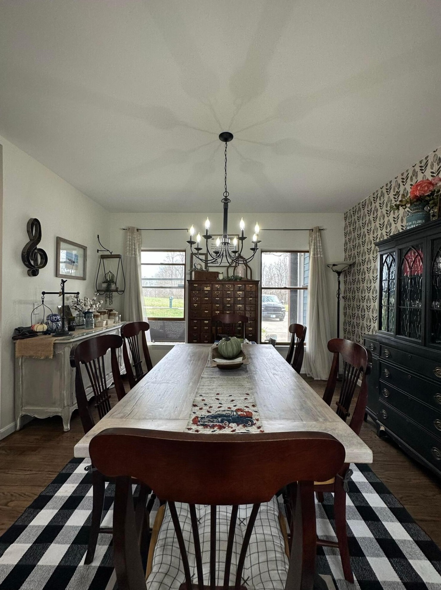89 Old Coach Rd, Shade, OH 45701