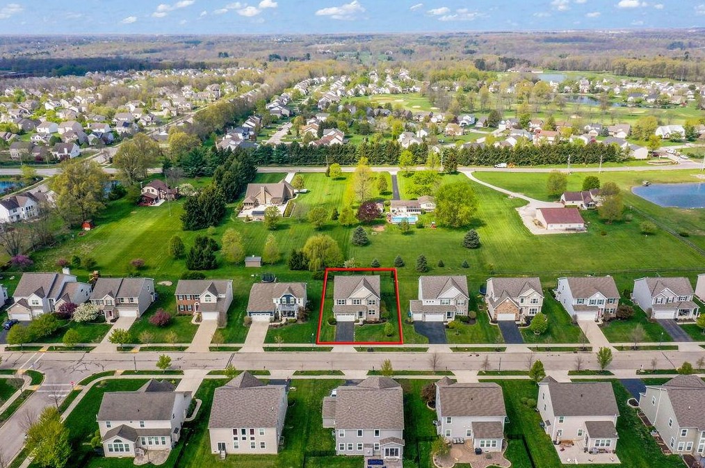 756 Maple Vista Dr, Delaware, OH 43015-3255