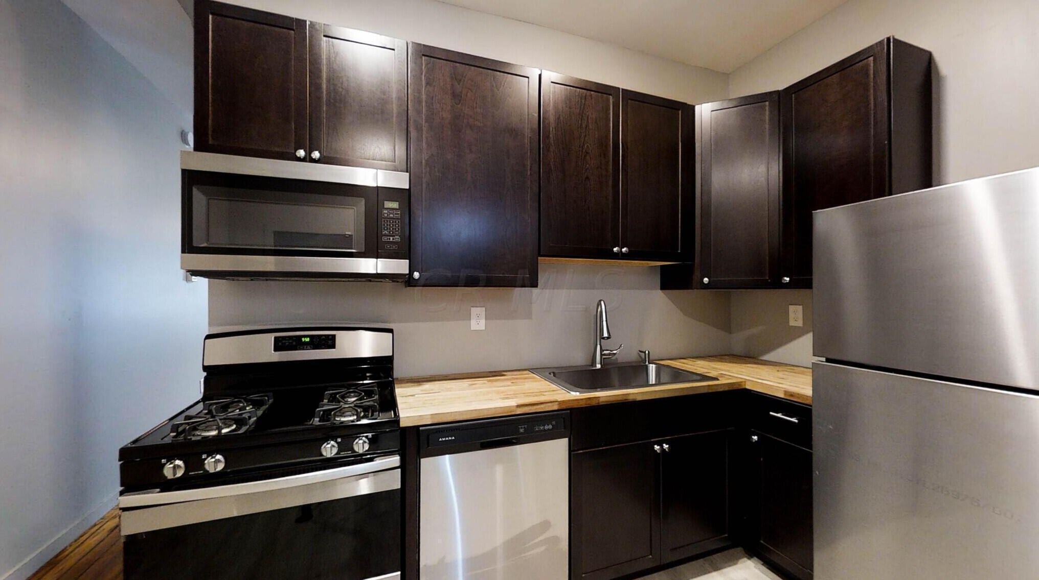 1242 Mound St, Columbus OH  43205-2214 exterior