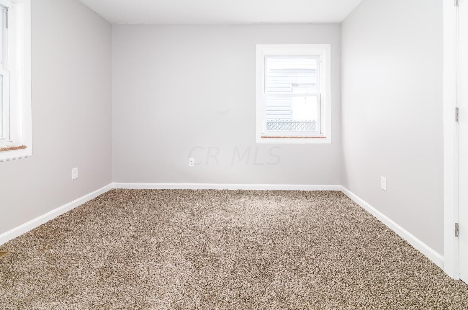 2241 Mcguffey Rd, Columbus OH  43211-2021 exterior