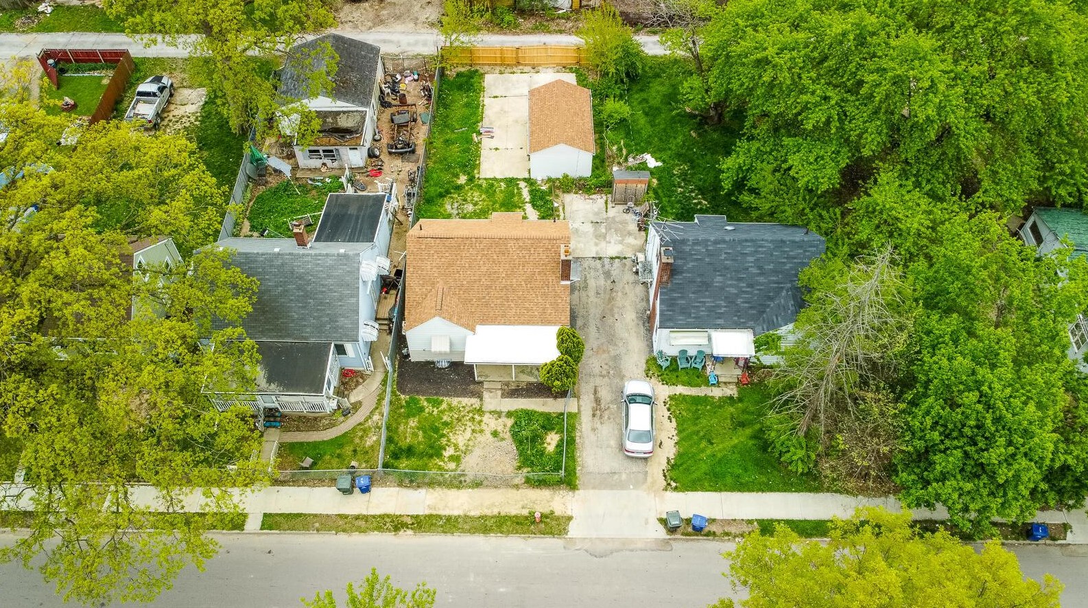 2241 Mcguffey Rd, Columbus OH  43211-2021 exterior