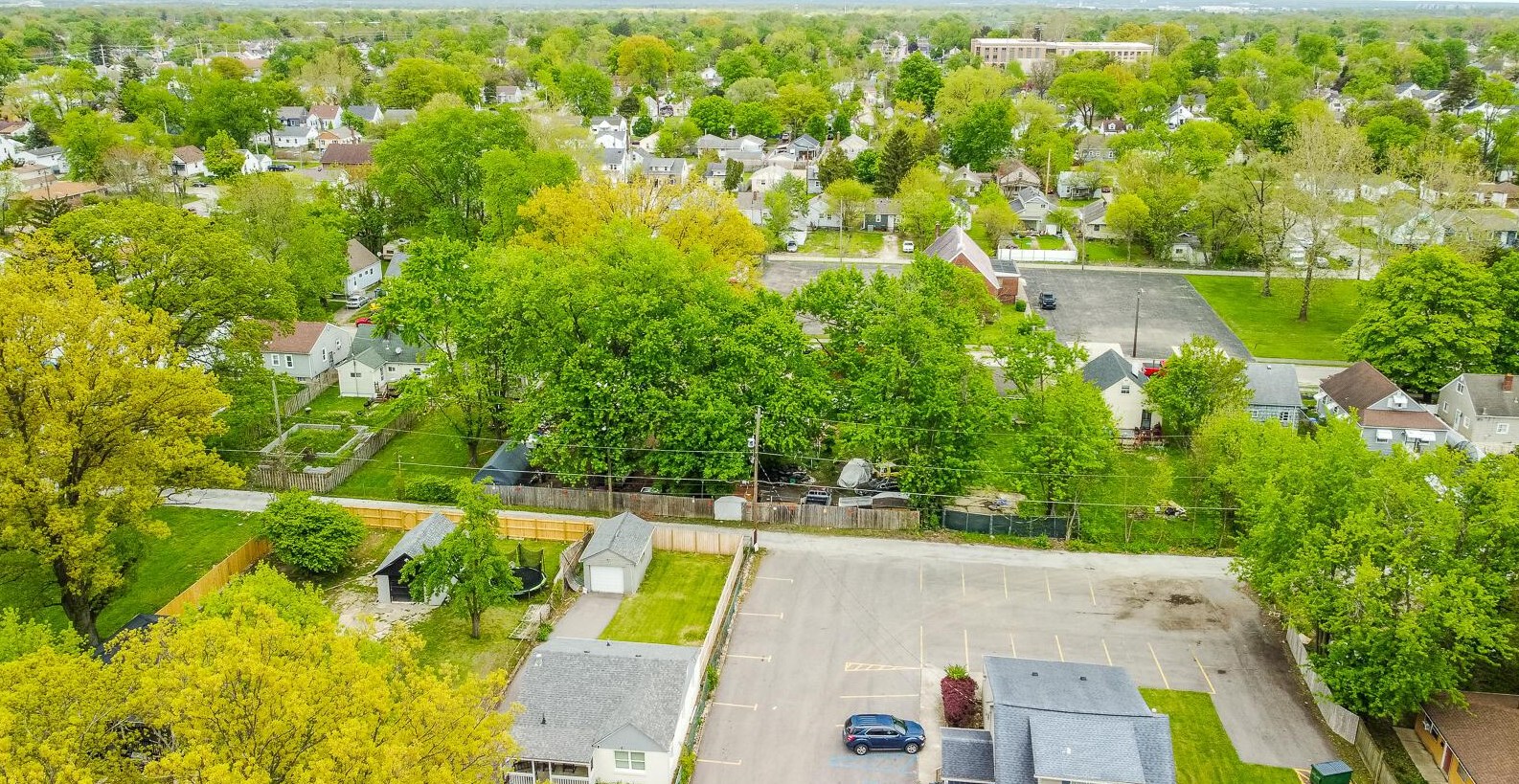 2241 Mcguffey Rd, Columbus OH  43211-2021 exterior