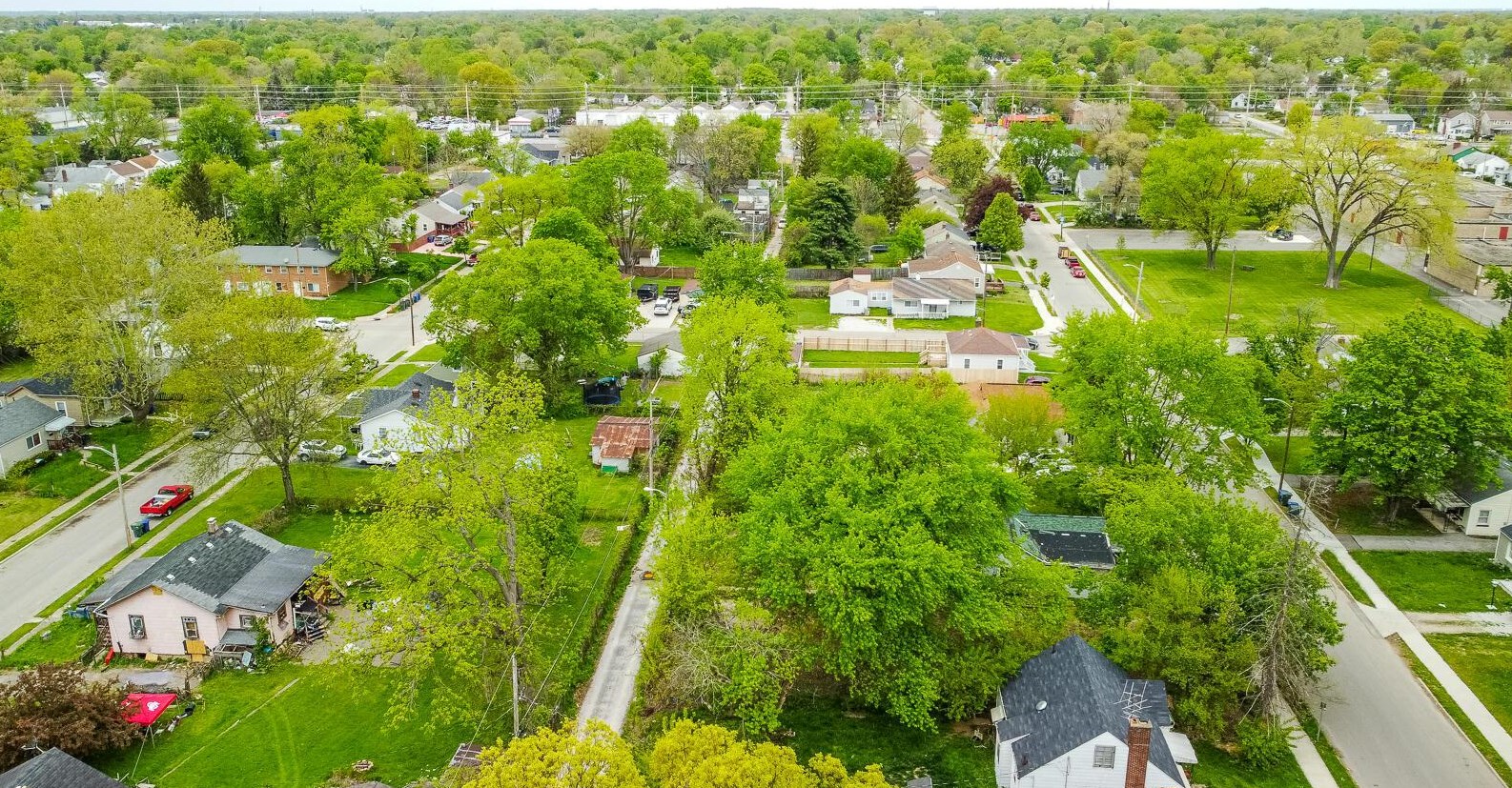 2241 Mcguffey Rd, Columbus OH  43211-2021 exterior