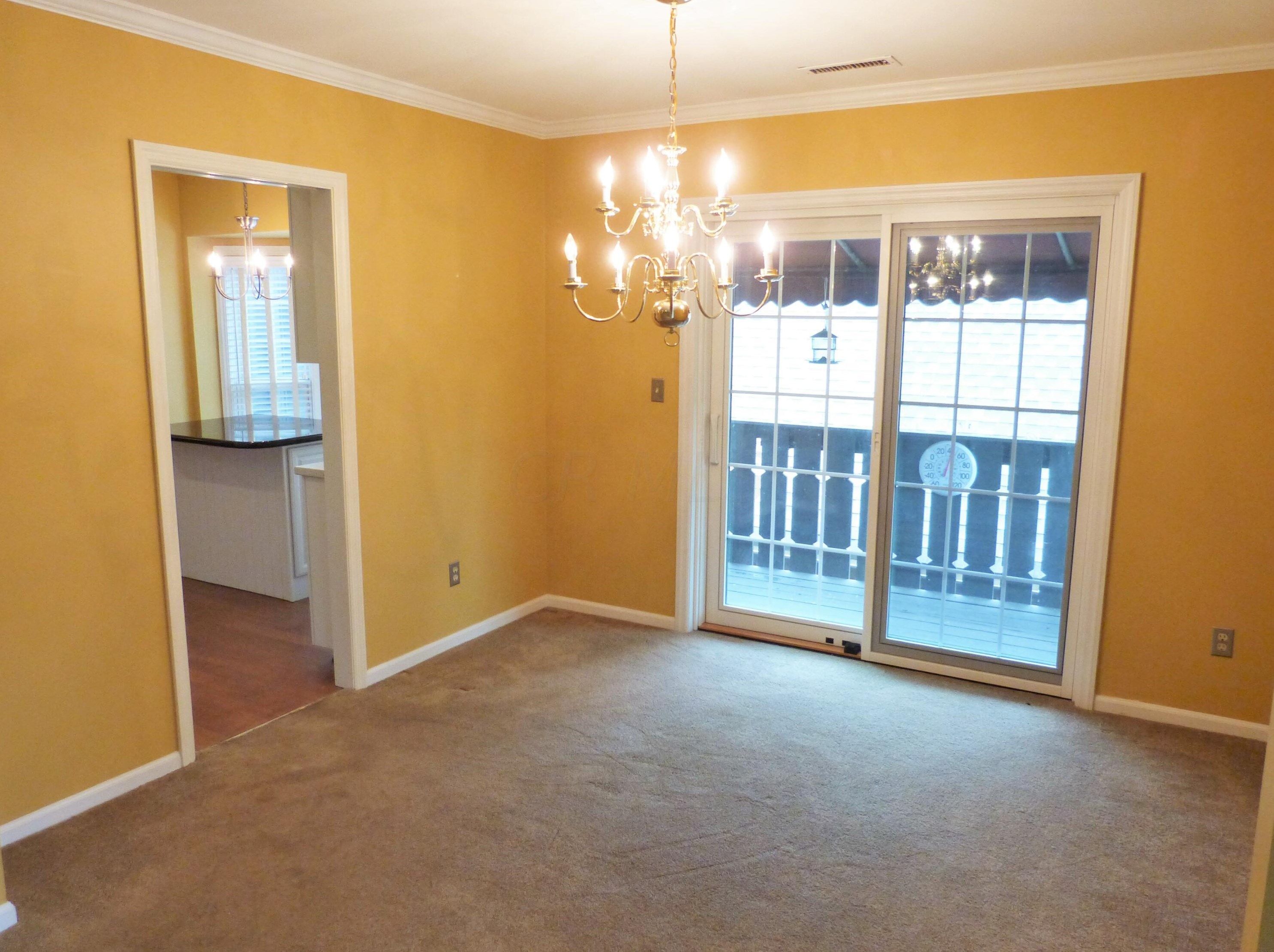 3522 La Rochelle Dr, Columbus OH 43221-1536 exterior