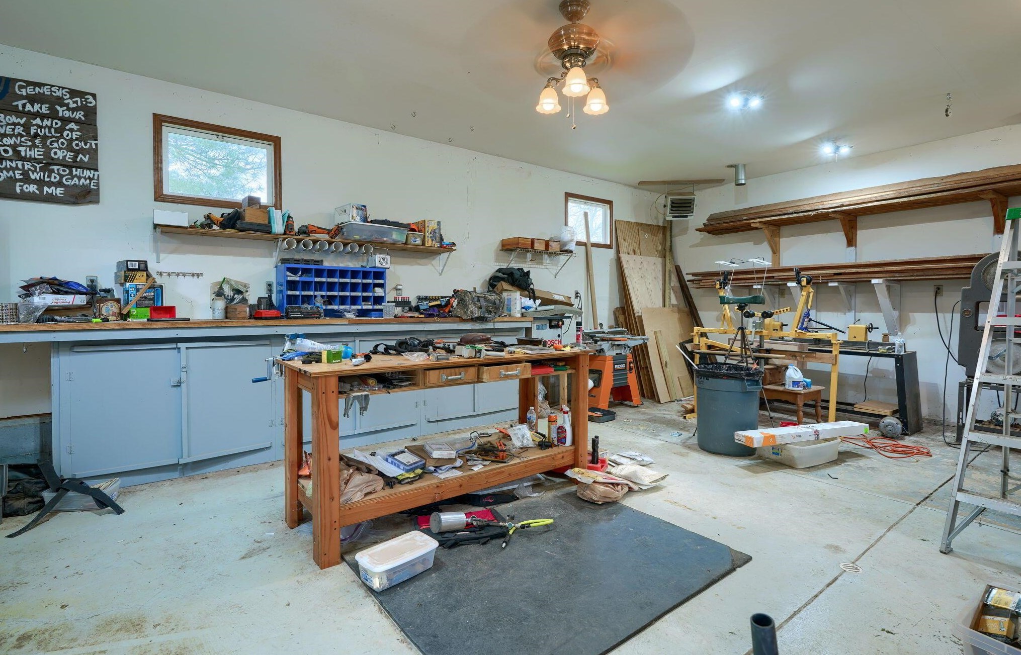 14951 Plazier Rd, Ashville OH  43103-9439 exterior