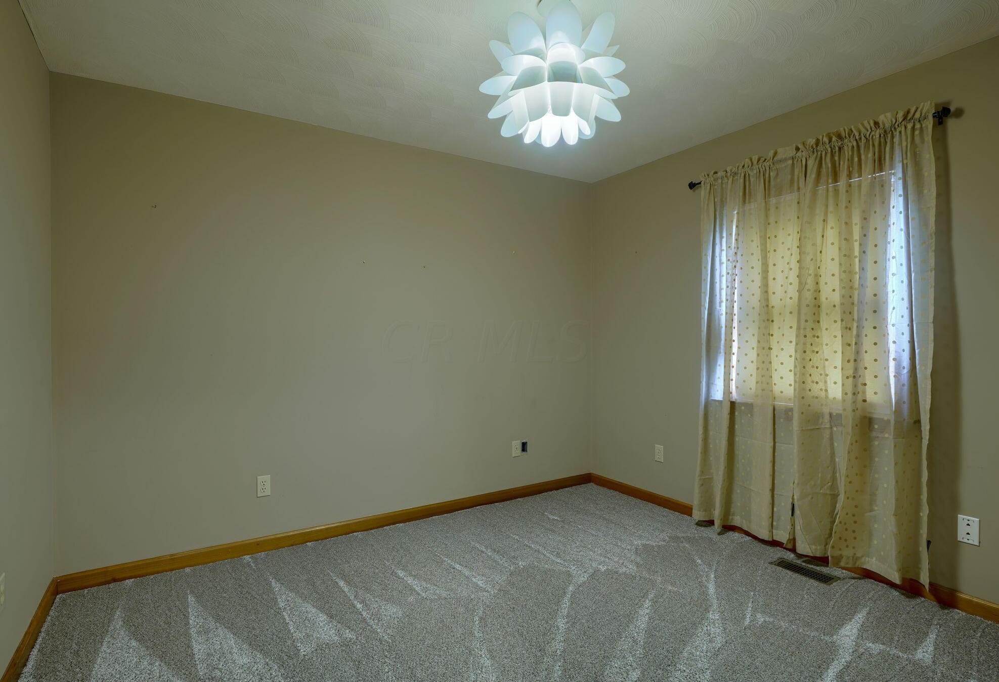 14951 Plazier Rd, Ashville OH  43103-9439 exterior