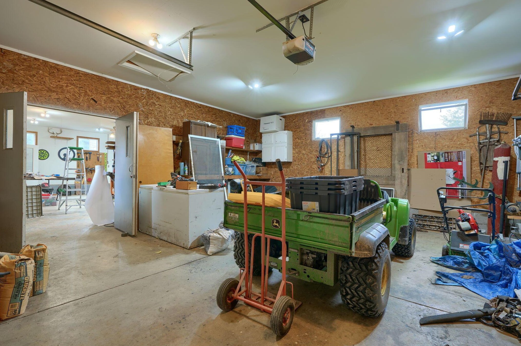 14951 Plazier Rd, Ashville OH  43103-9439 exterior