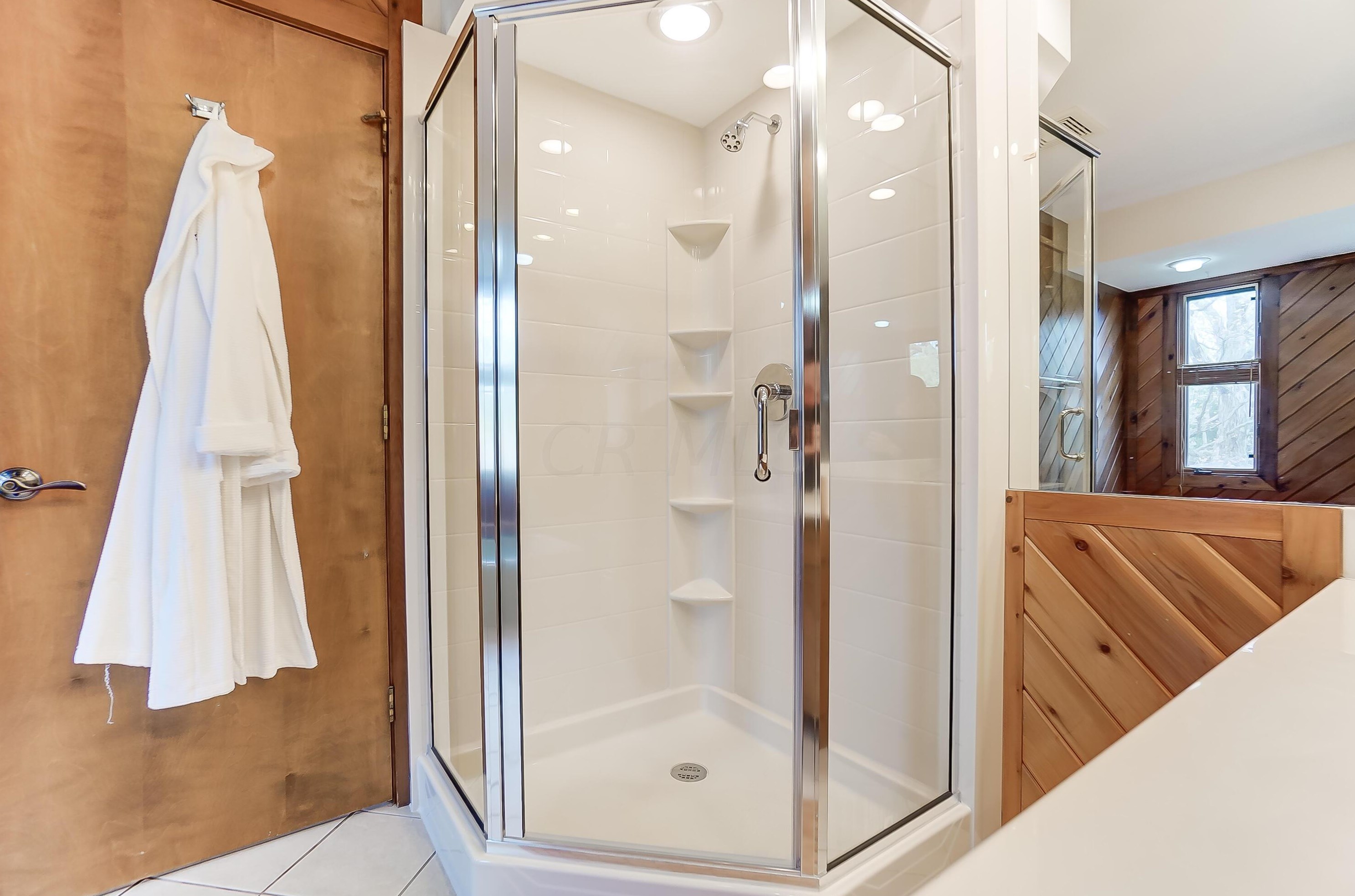 5351 Fortress Trl, Columbus OH  43230-1545 exterior