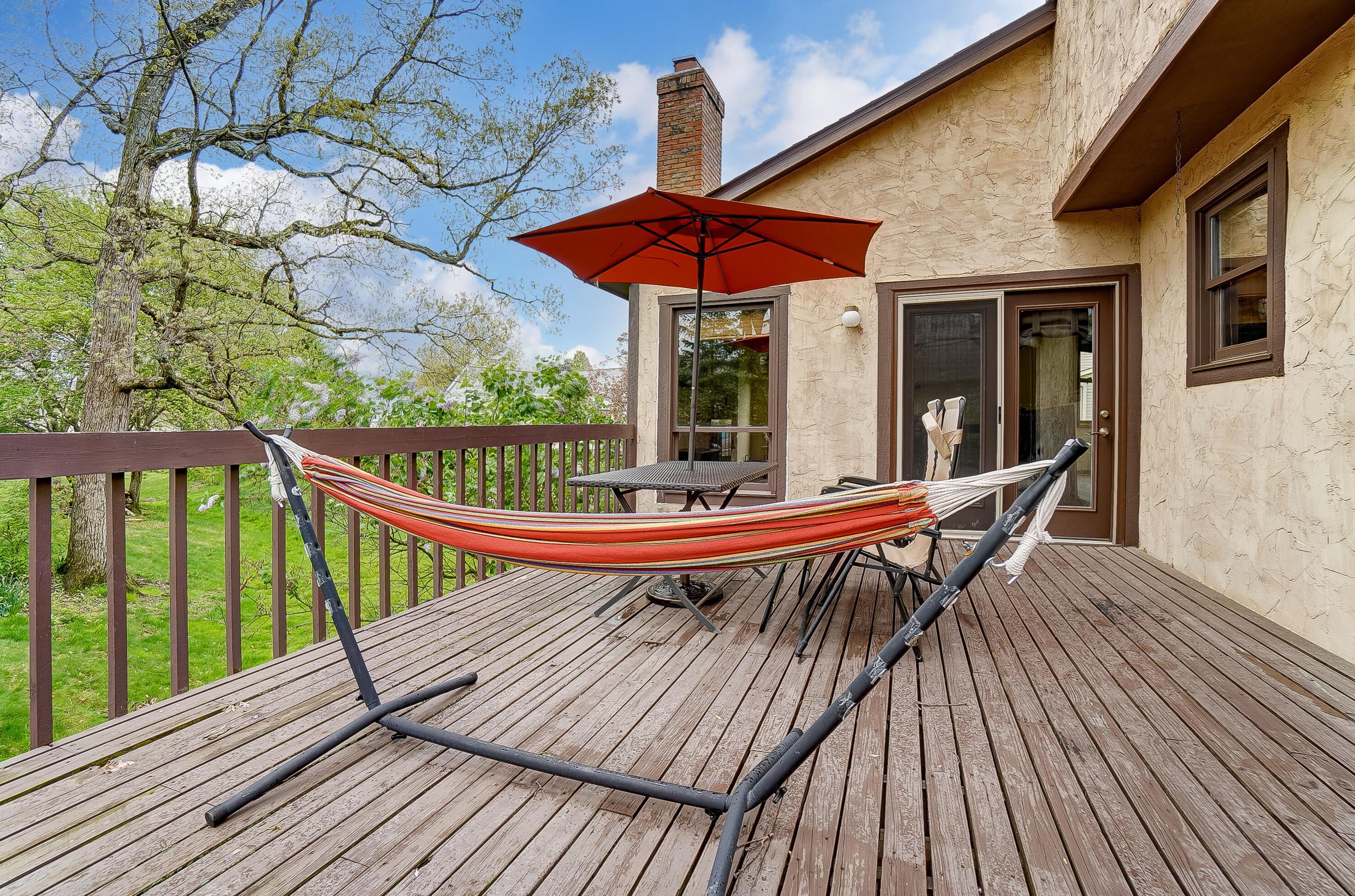 5351 Fortress Trl, Columbus OH  43230-1545 exterior