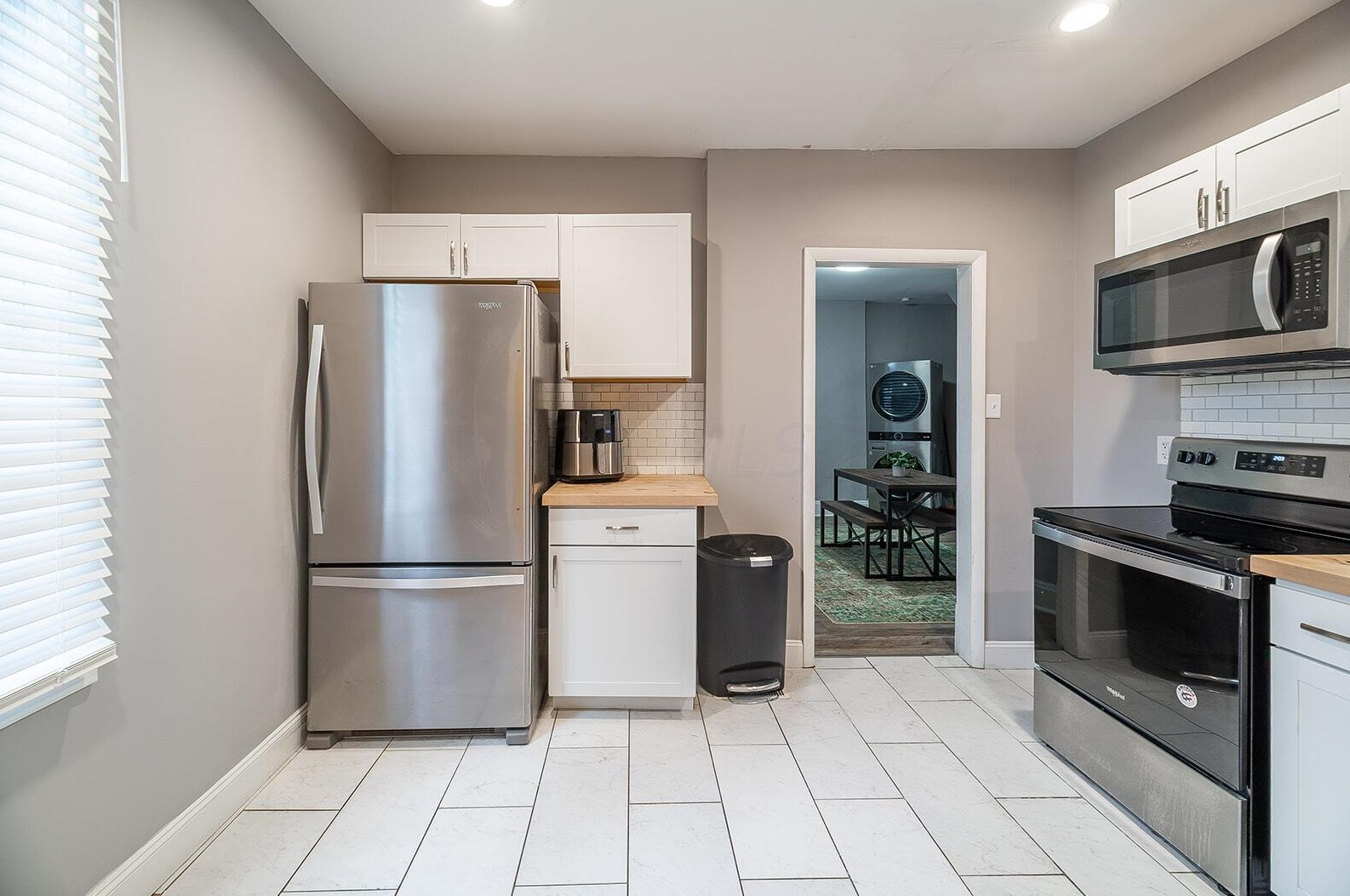 359 Hinman Ave, Columbus OH 43207-1907 exterior