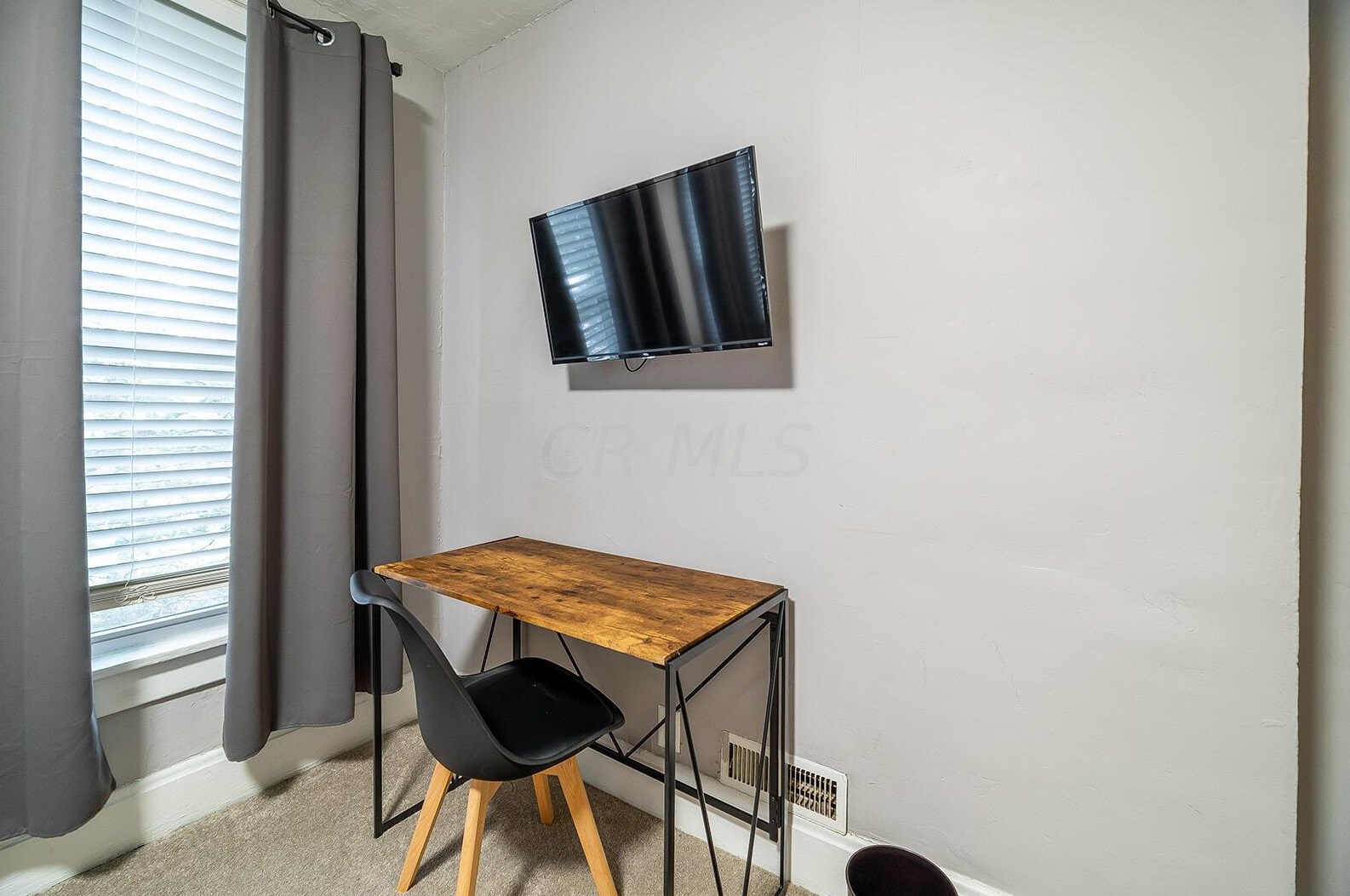 359 Hinman Ave, Columbus OH 43207-1907 exterior