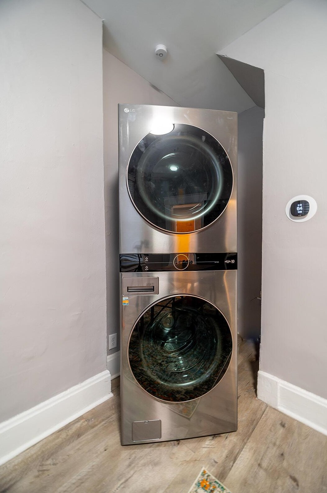 359 Hinman Ave, Columbus OH 43207-1907 exterior