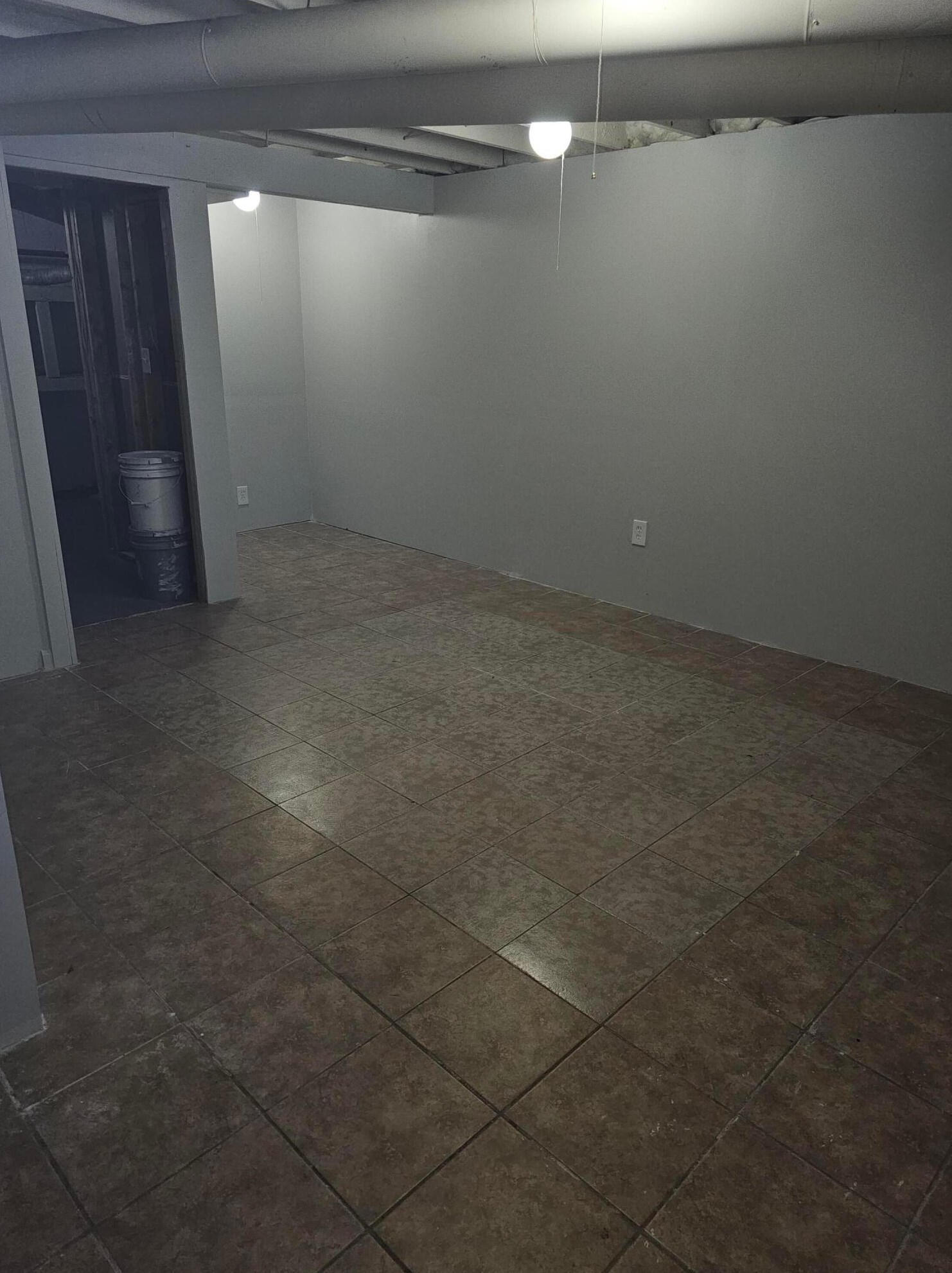 2278 Perkins Ct, Columbus OH 43229-9605 exterior