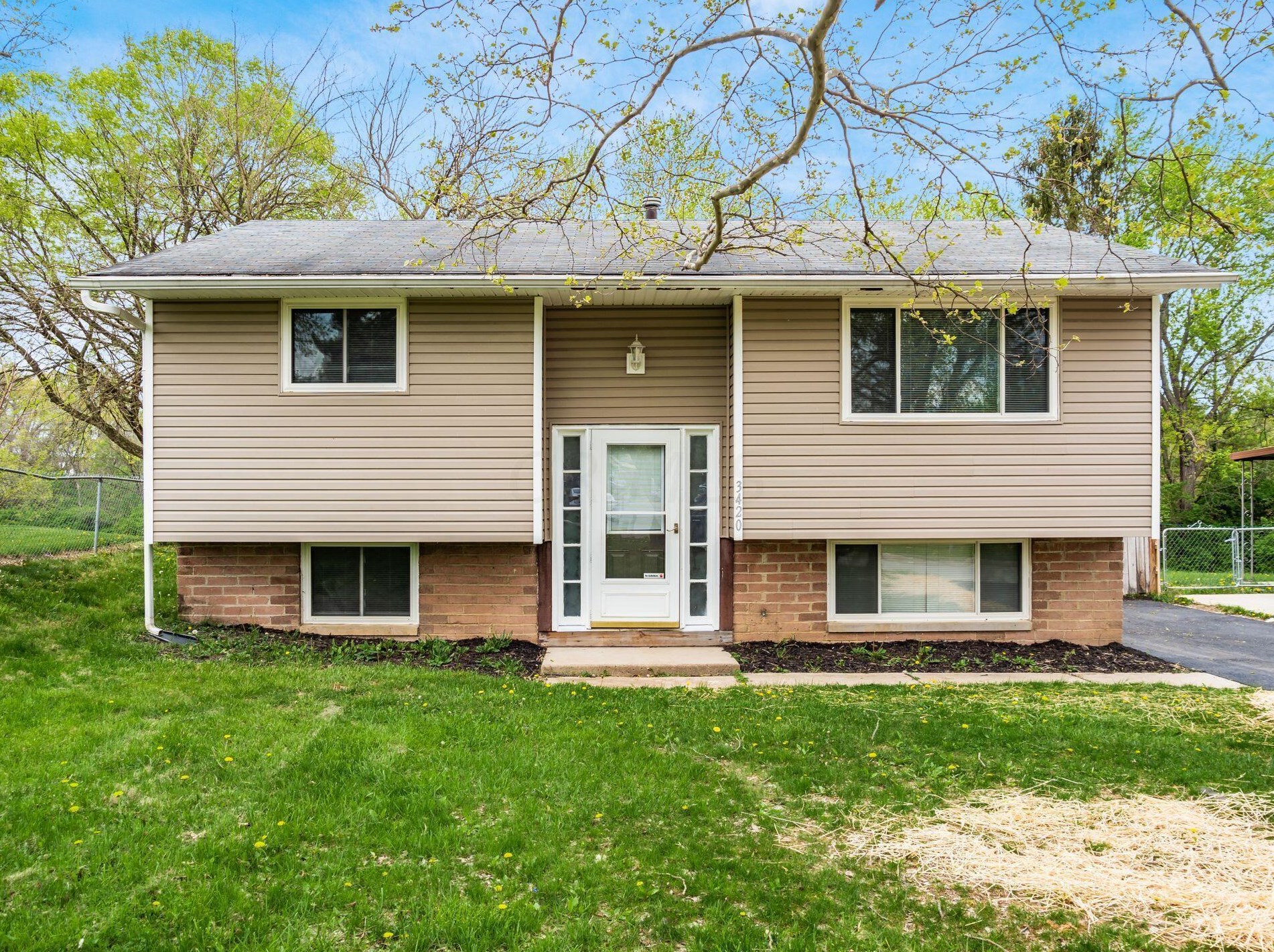 3420 Western Hill Rd, Columbus, OH 43223-3528