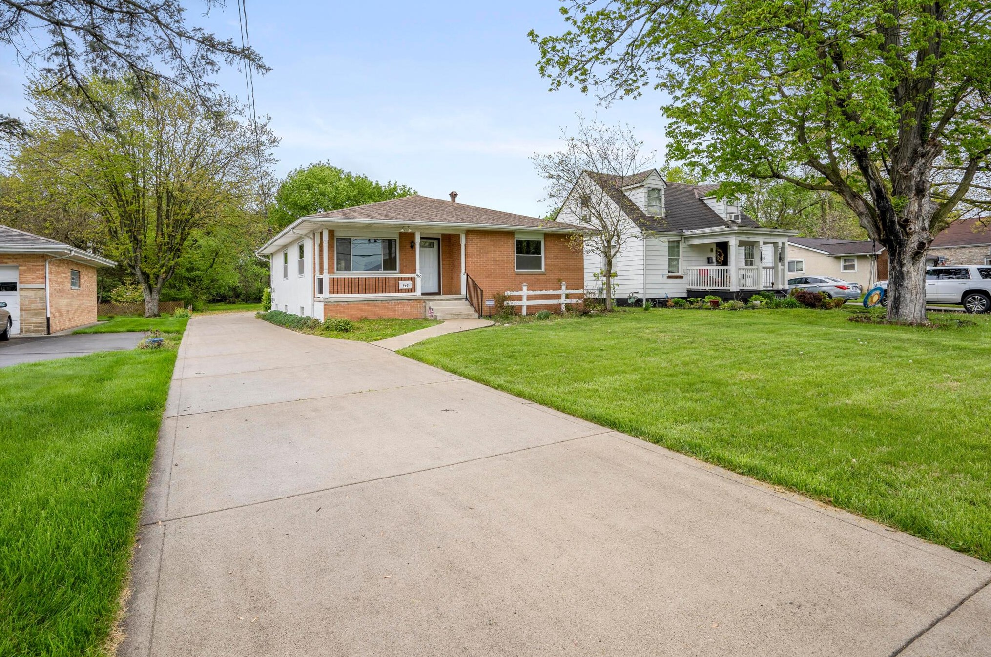 965 Beechwood Rd, Columbus, OH 43227-1207