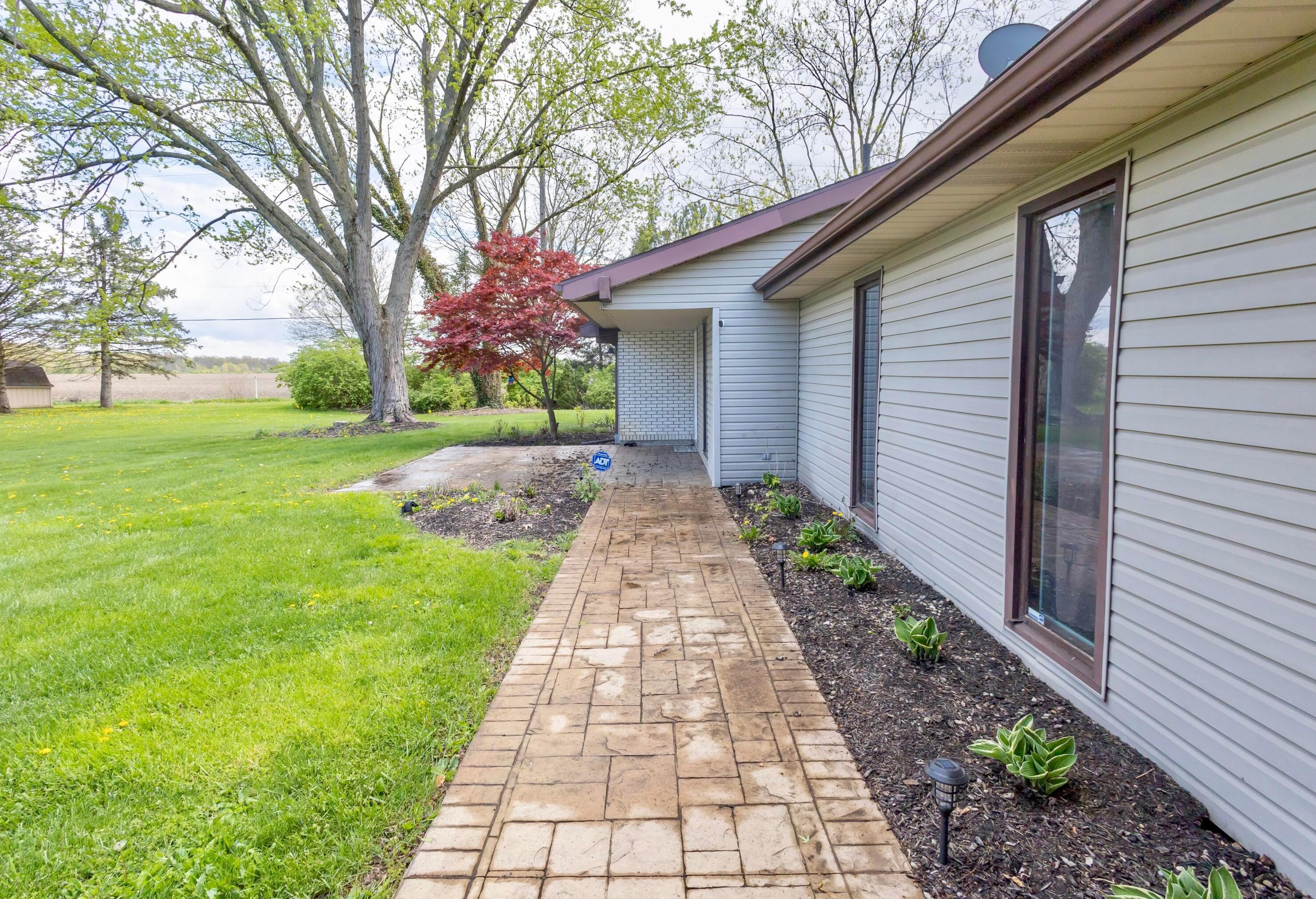 1231 Yorkshire Dr, Marion, OH 43302