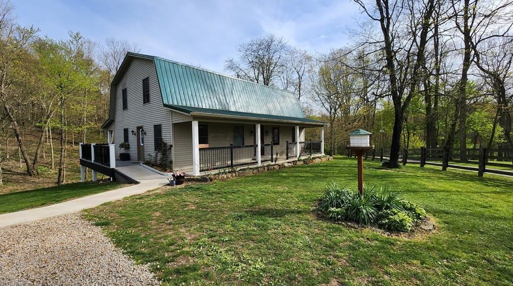 4700 Cottage Hill Rd, Nashport, OH 43830