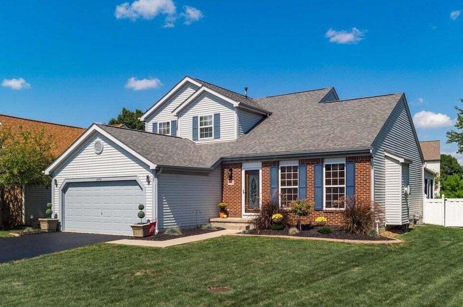 6442 Fox Hill Dr, Cnl Wnchstr, OH 43110