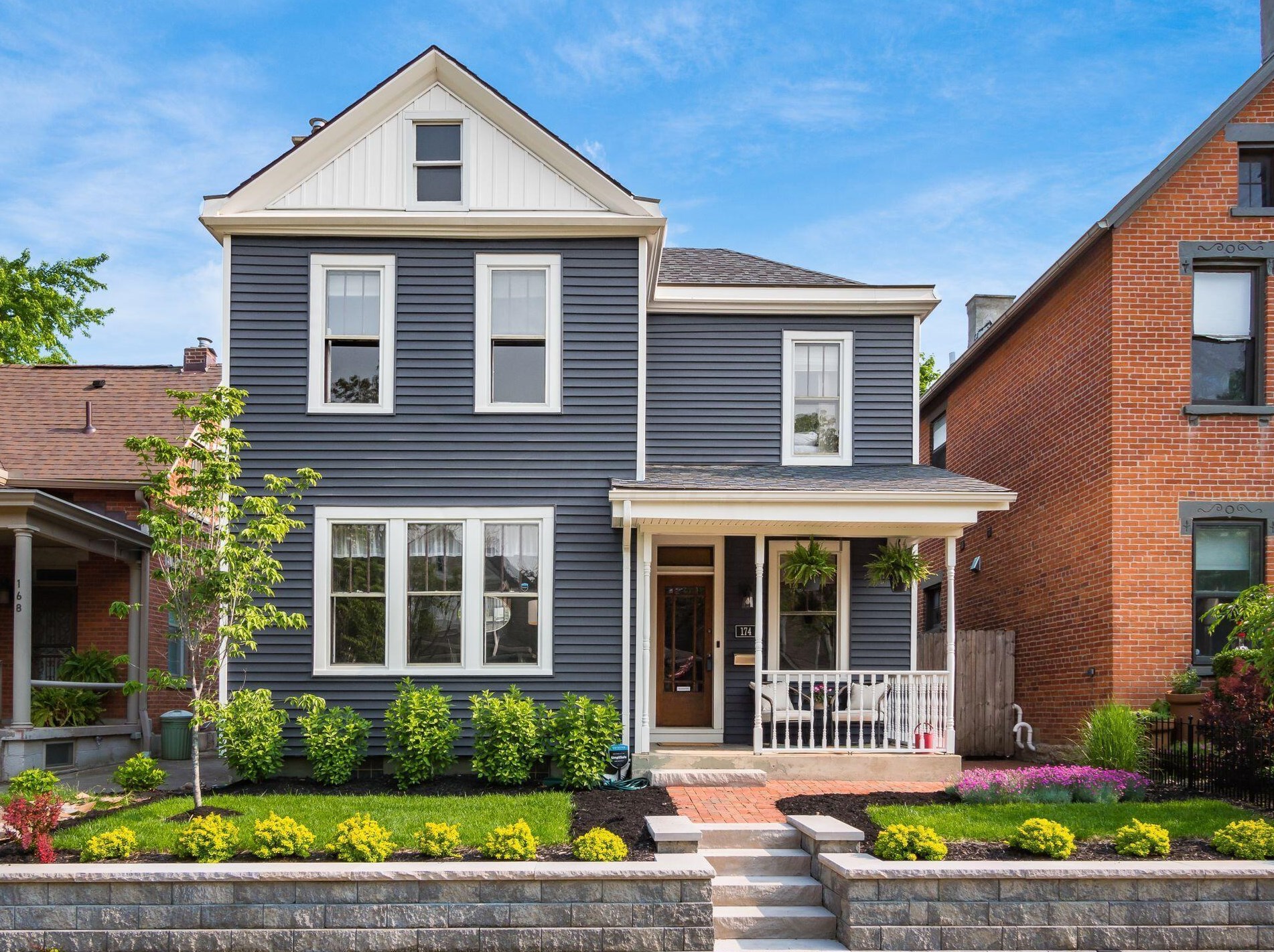 174 Mithoff St, Columbus, OH 43206-3505