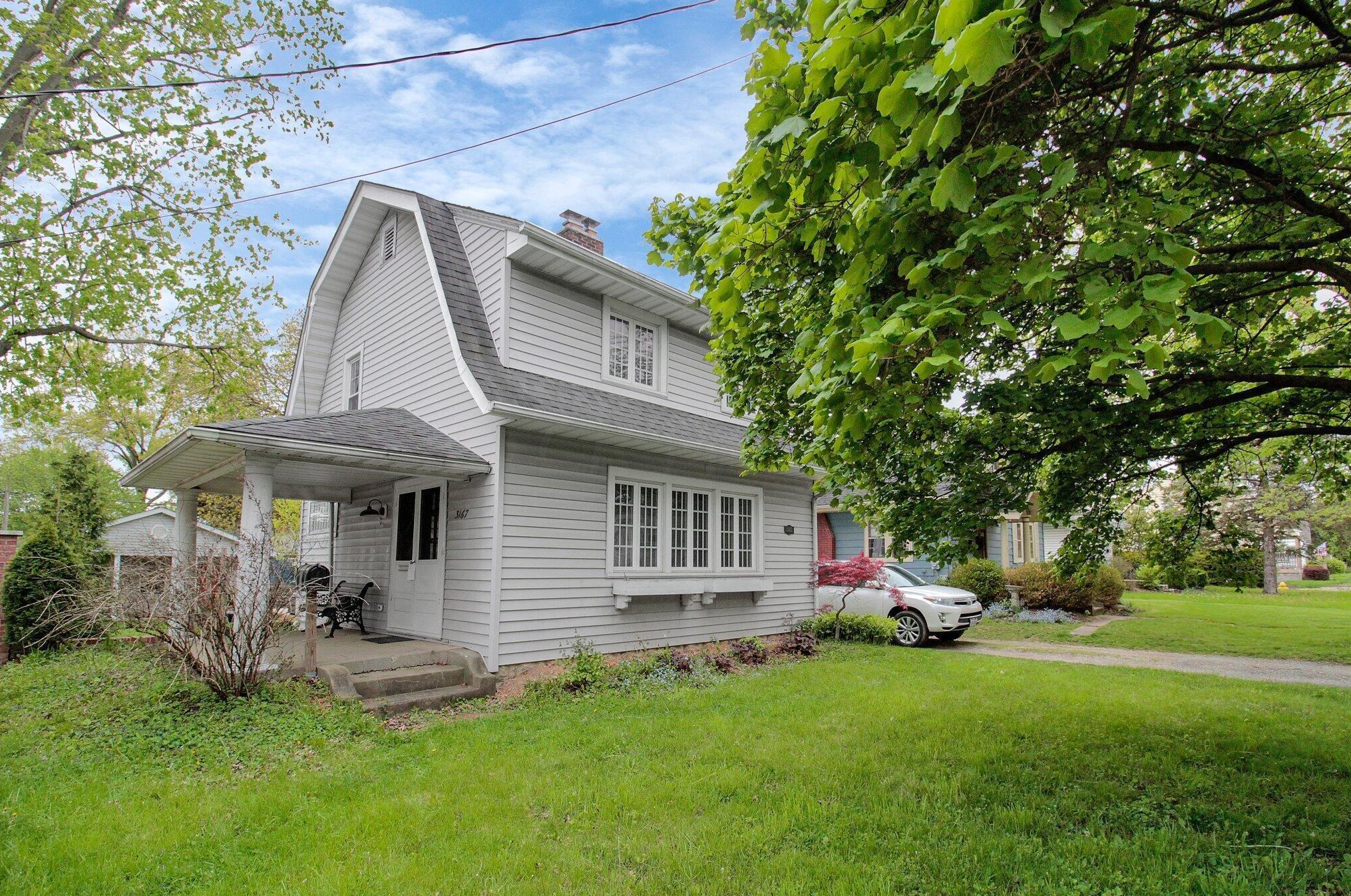 3167 Columbus St, Darbydale, OH 43123