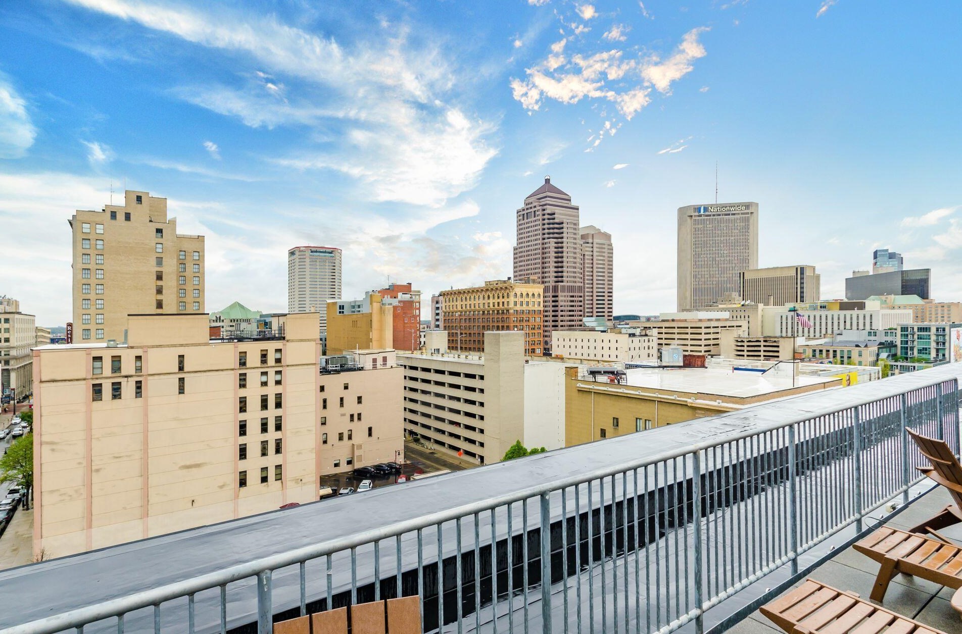 100 Gay St, Columbus OH 43215-2813 exterior