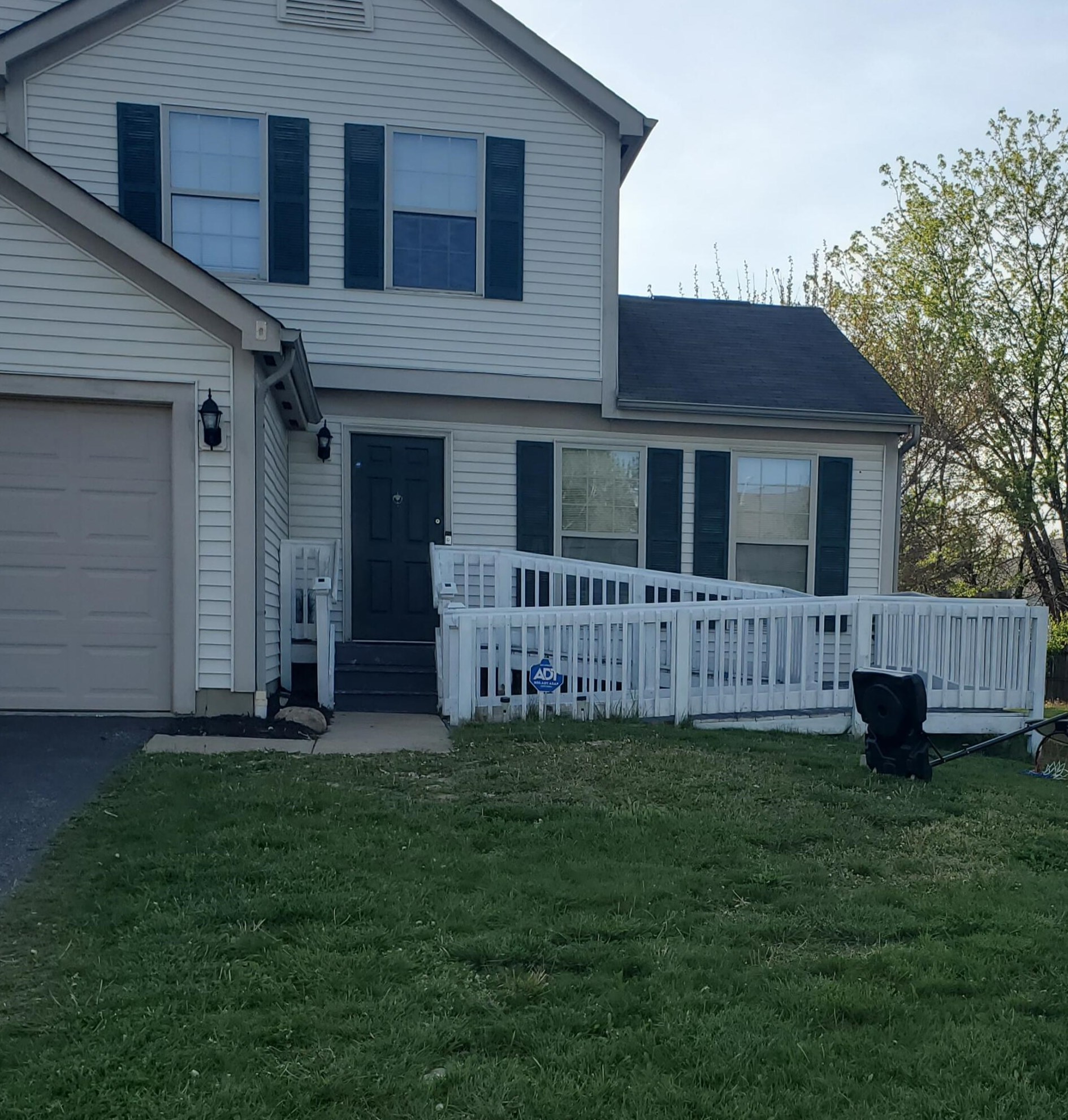 2133 Brookbank Dr, Darbydale, OH 43123