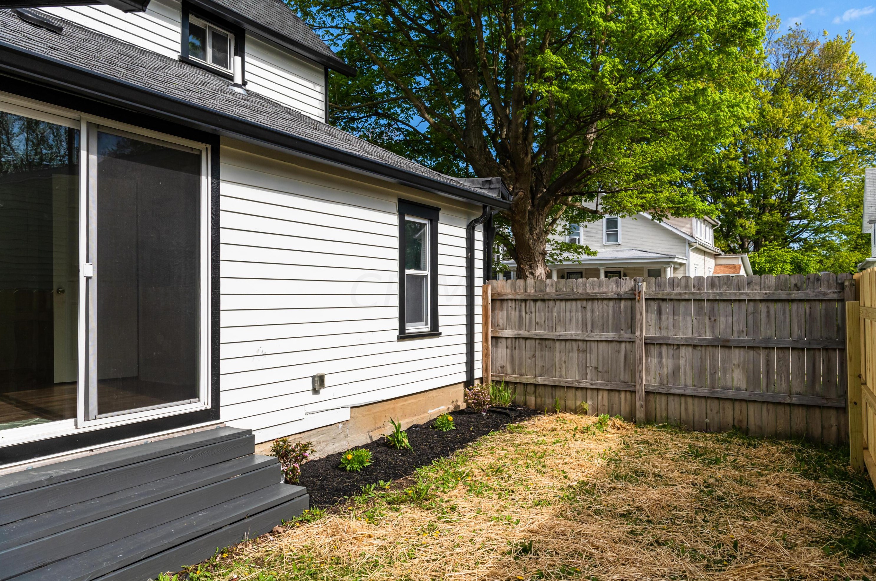 327 Ward St, Urbana OH  43078-1773 exterior