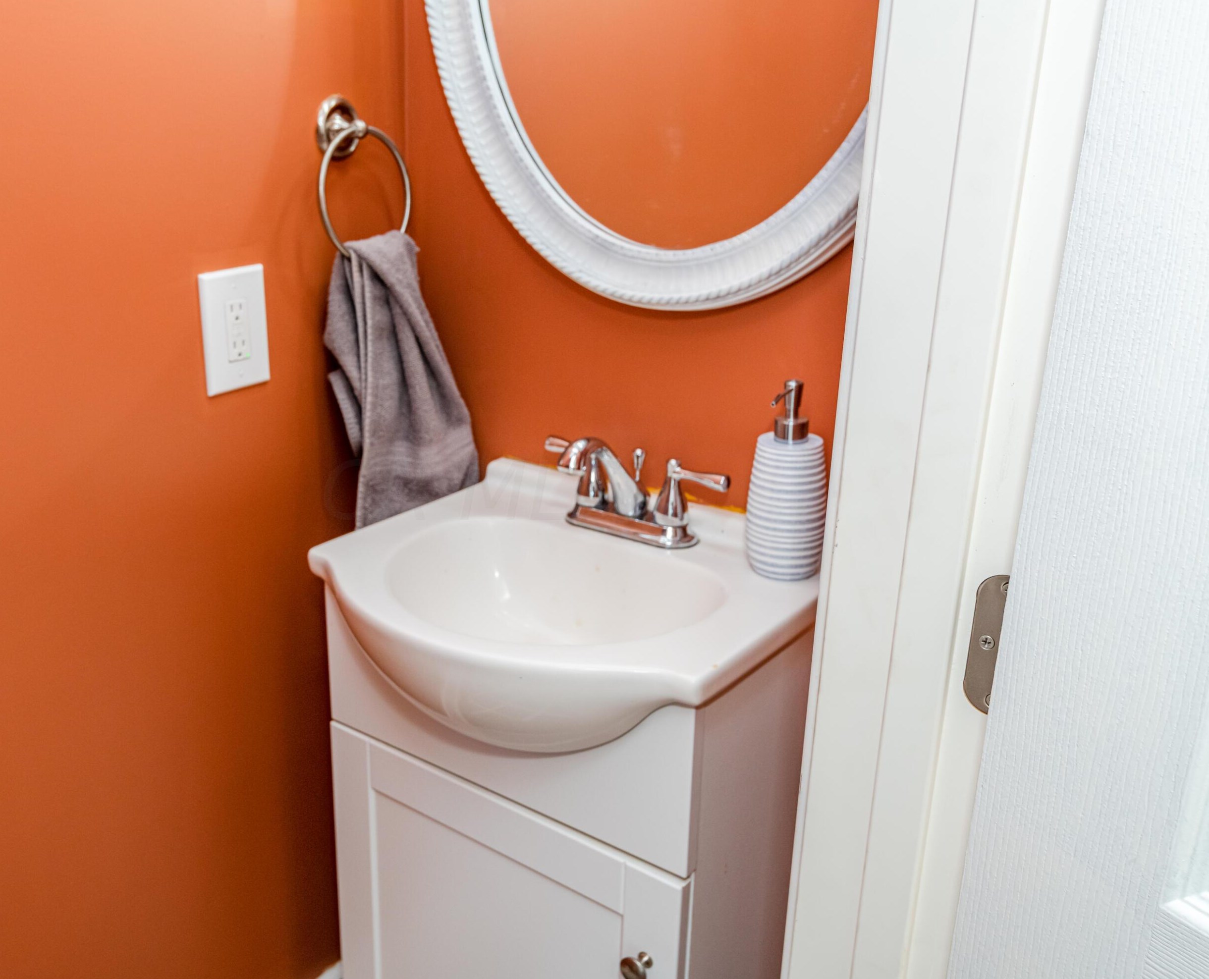 327 Ward St, Urbana OH  43078-1773 exterior