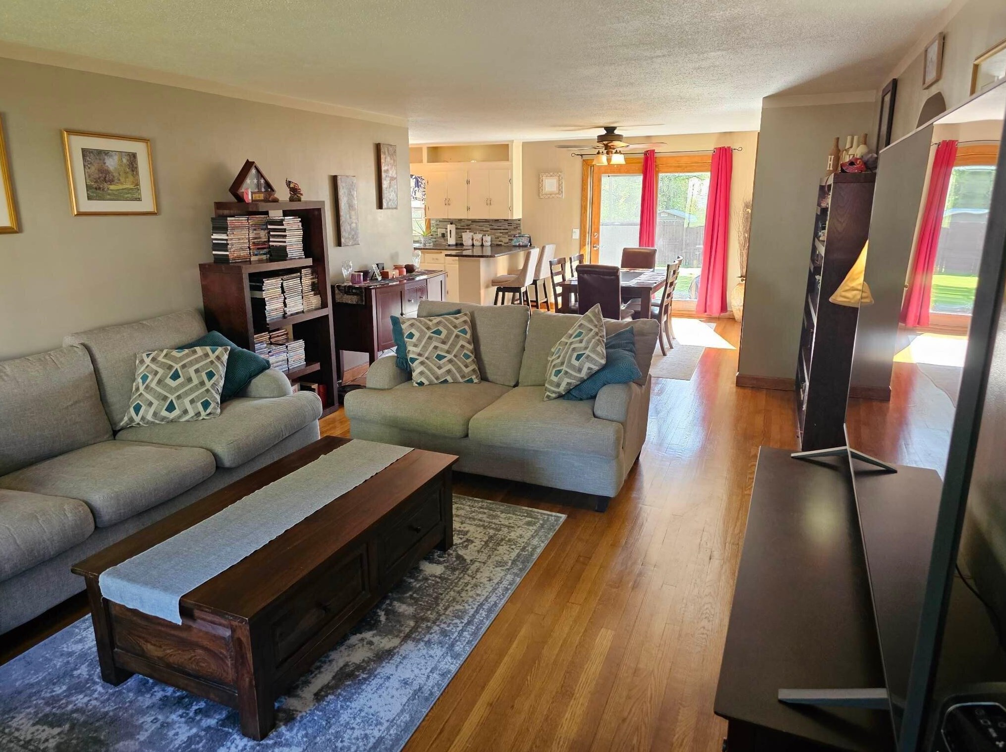 1925 Marion Ave, Zanesville, OH 43701