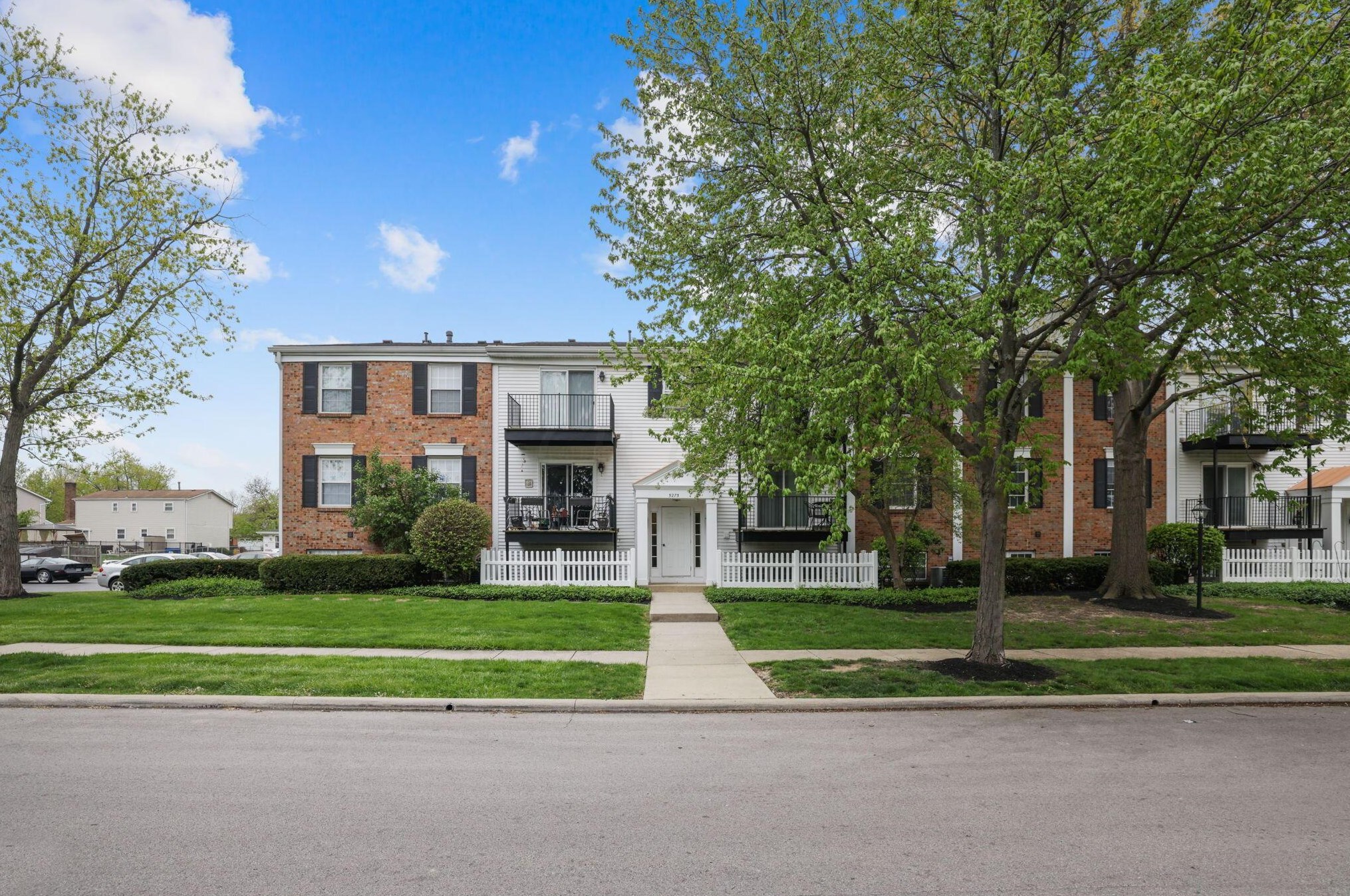 5275 Portland St, Columbus OH  43235-7665 exterior