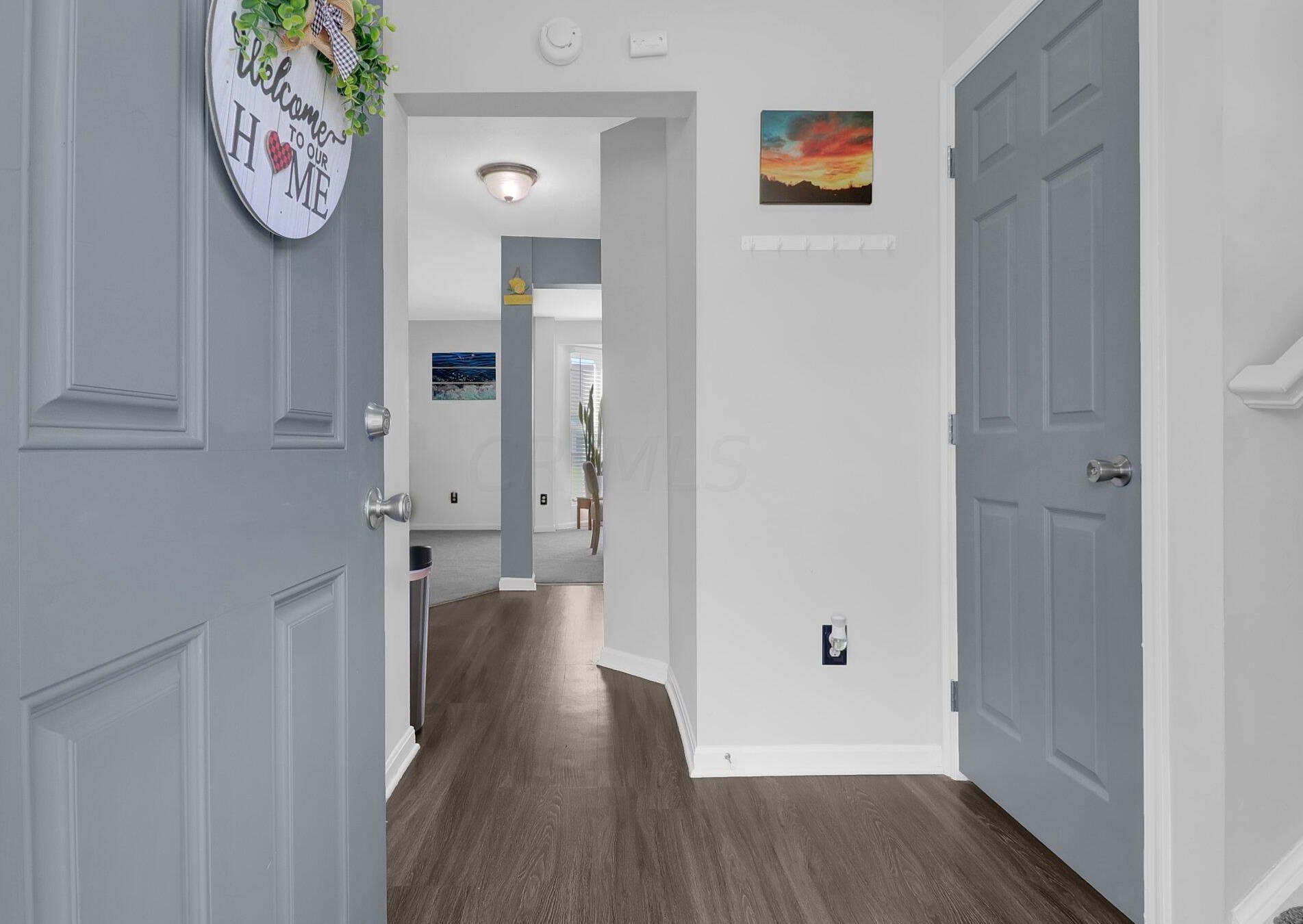 7545 Witch Hazel Dr, Cnl Wnchstr OH  43110-7733 exterior