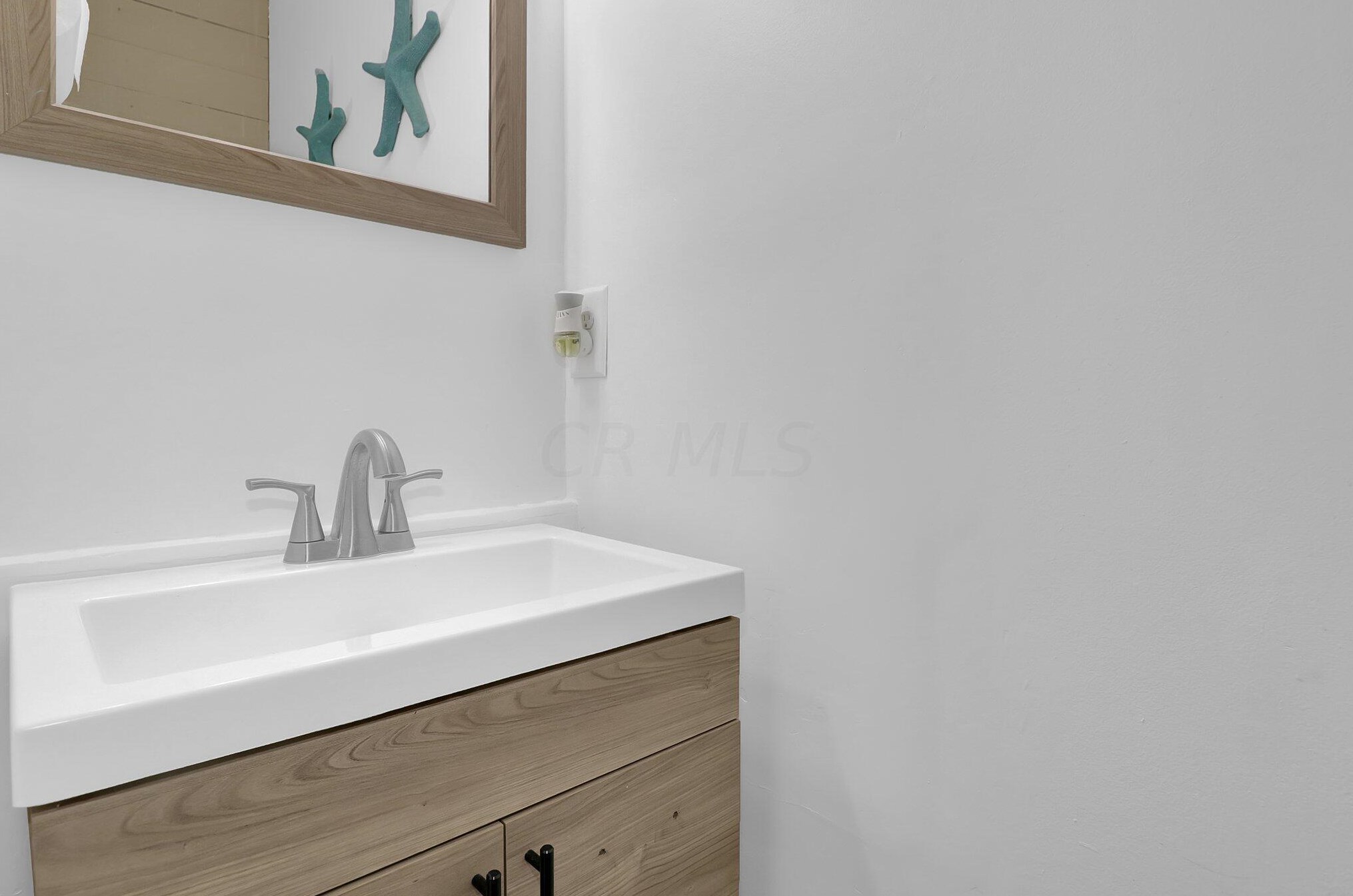 7545 Witch Hazel Dr, Cnl Wnchstr OH  43110-7733 exterior