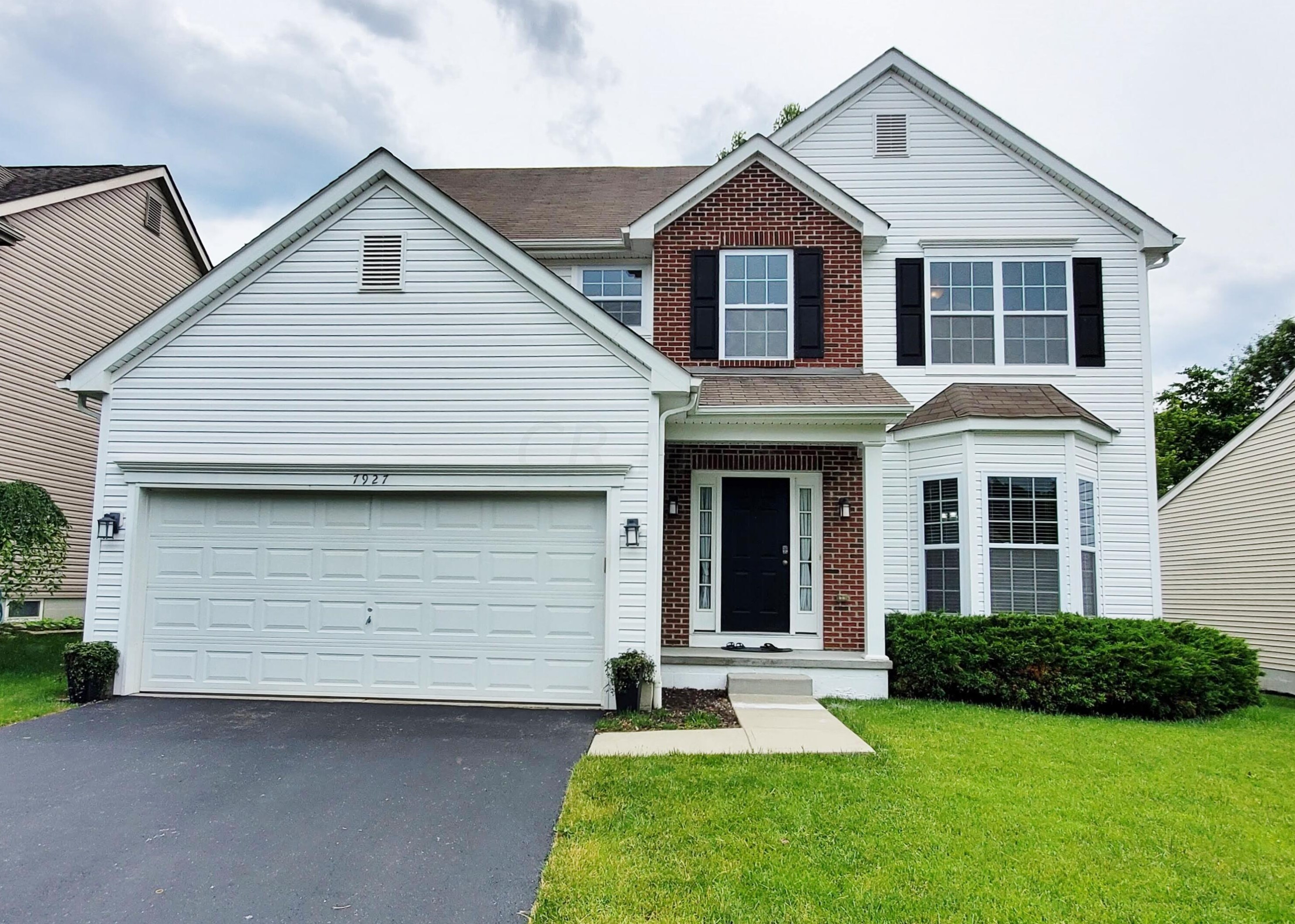 7927 Black Willow Dr, Blacklick, OH 43004