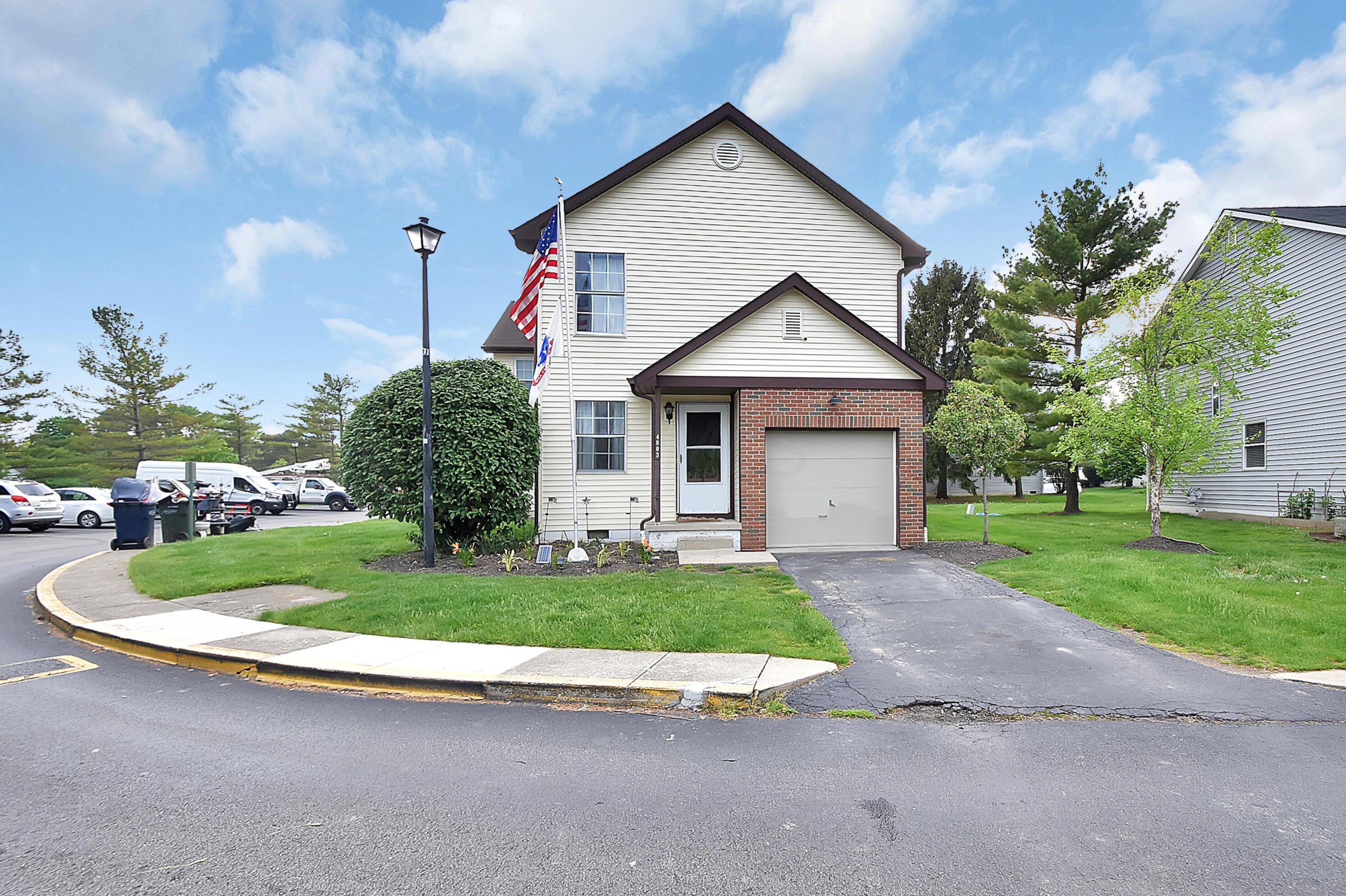 4803 King Albert Dr, Hilliard, OH 43026-9281