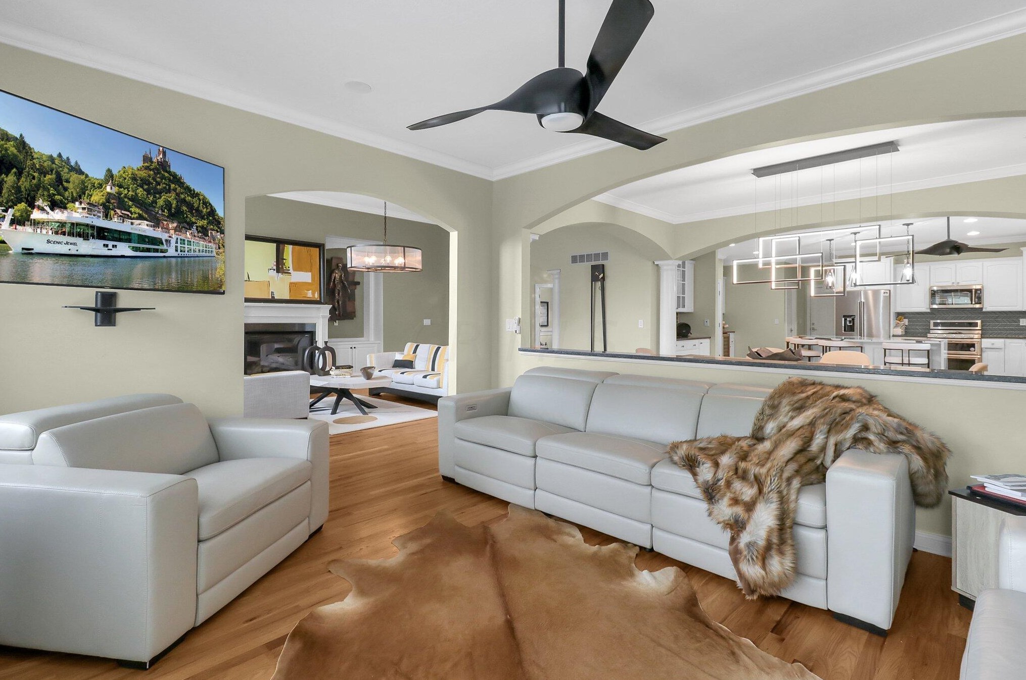 6197 Mcnaughten Grove Ln, Columbus OH  43213-5107 exterior