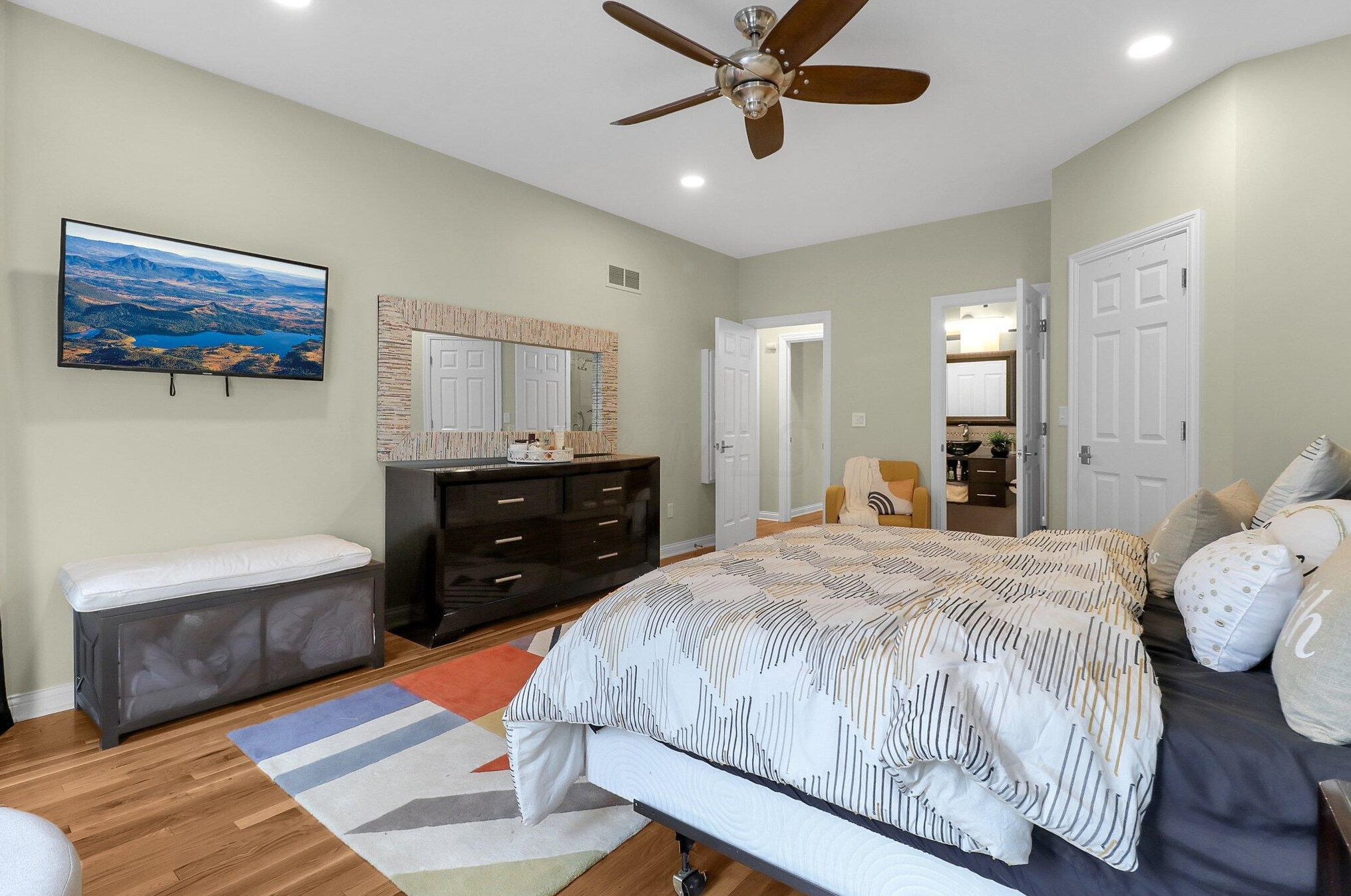 6197 Mcnaughten Grove Ln, Columbus OH  43213-5107 exterior