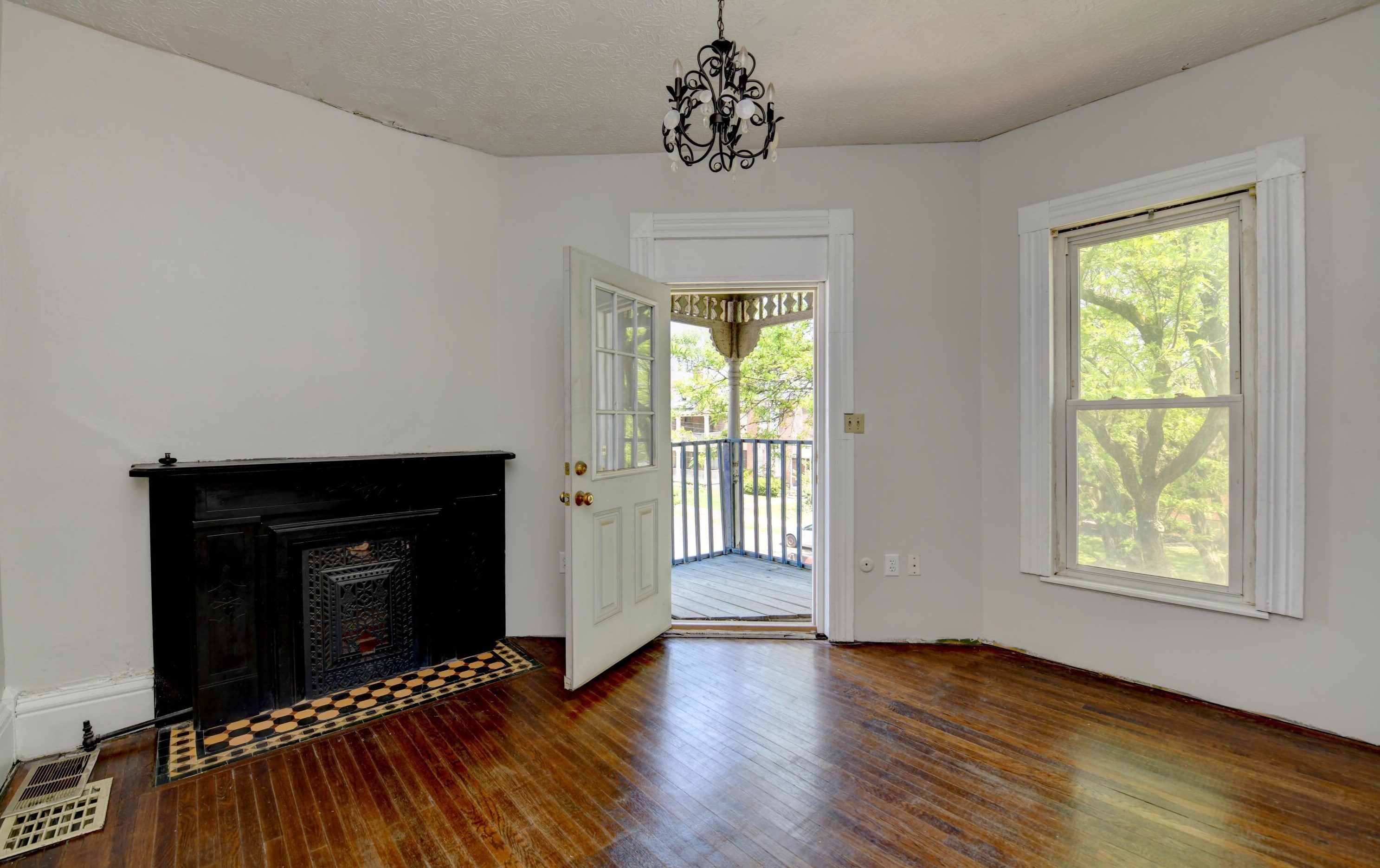 269 18 St, Columbus OH 43203-1572 exterior