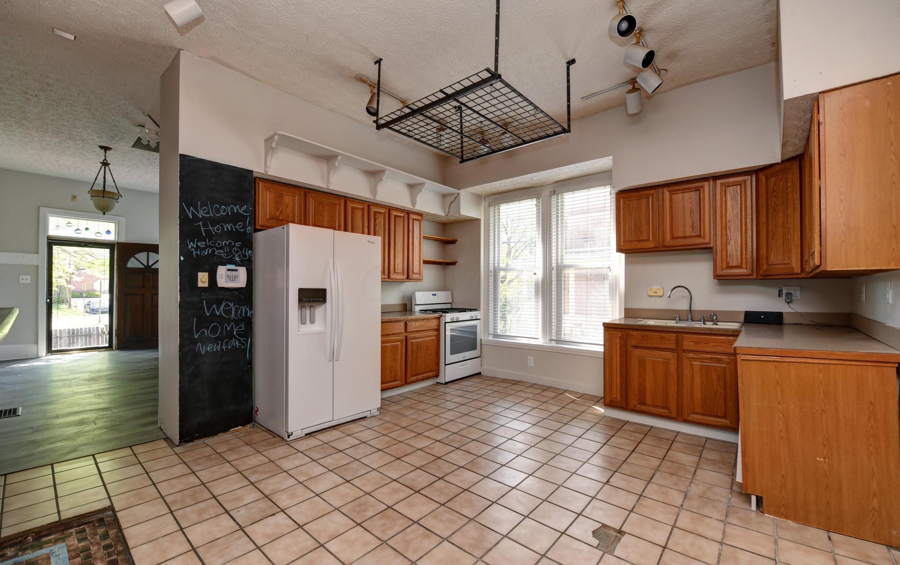 269 18 St, Columbus OH 43203-1572 exterior