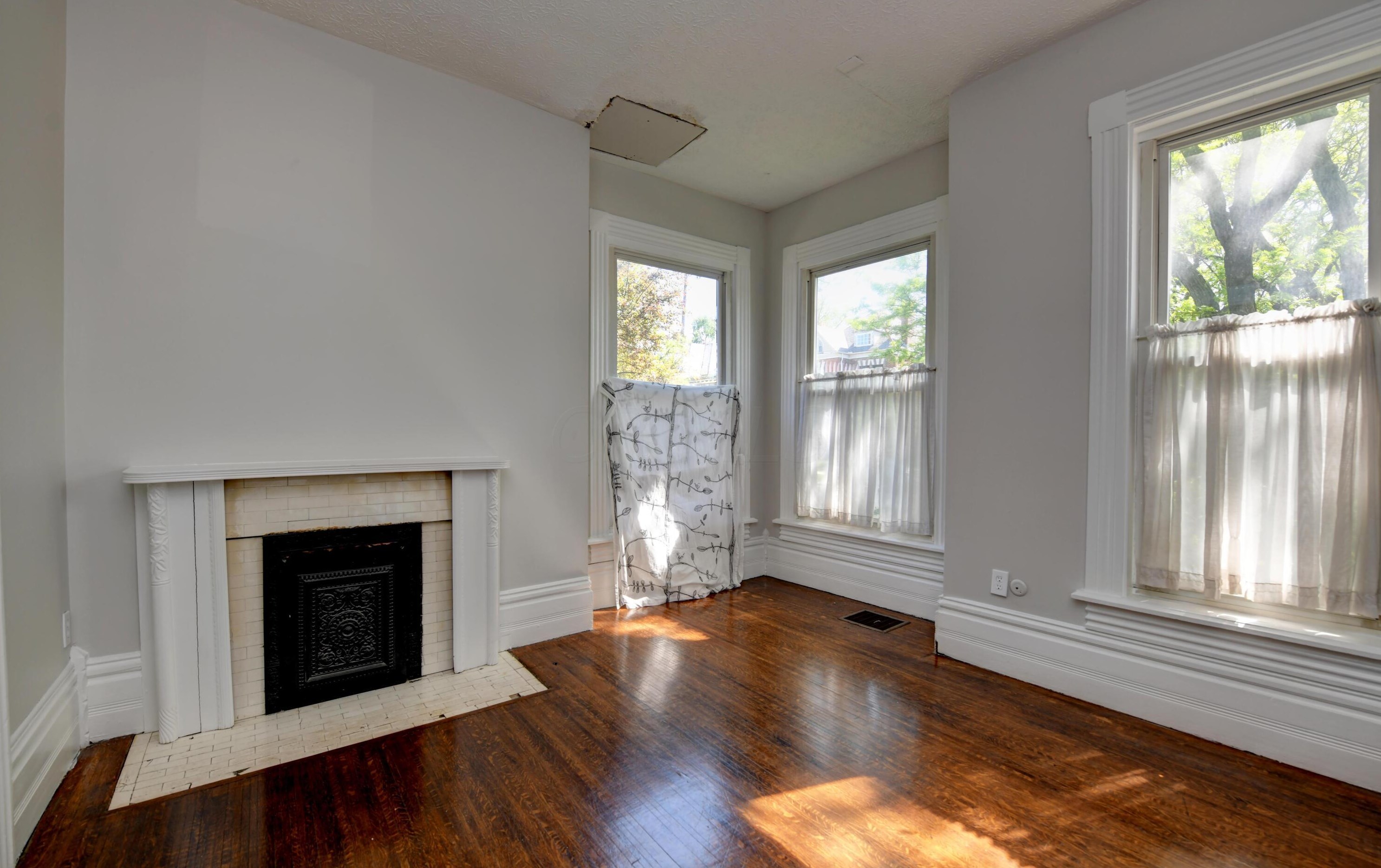 269 18 St, Columbus OH 43203-1572 exterior